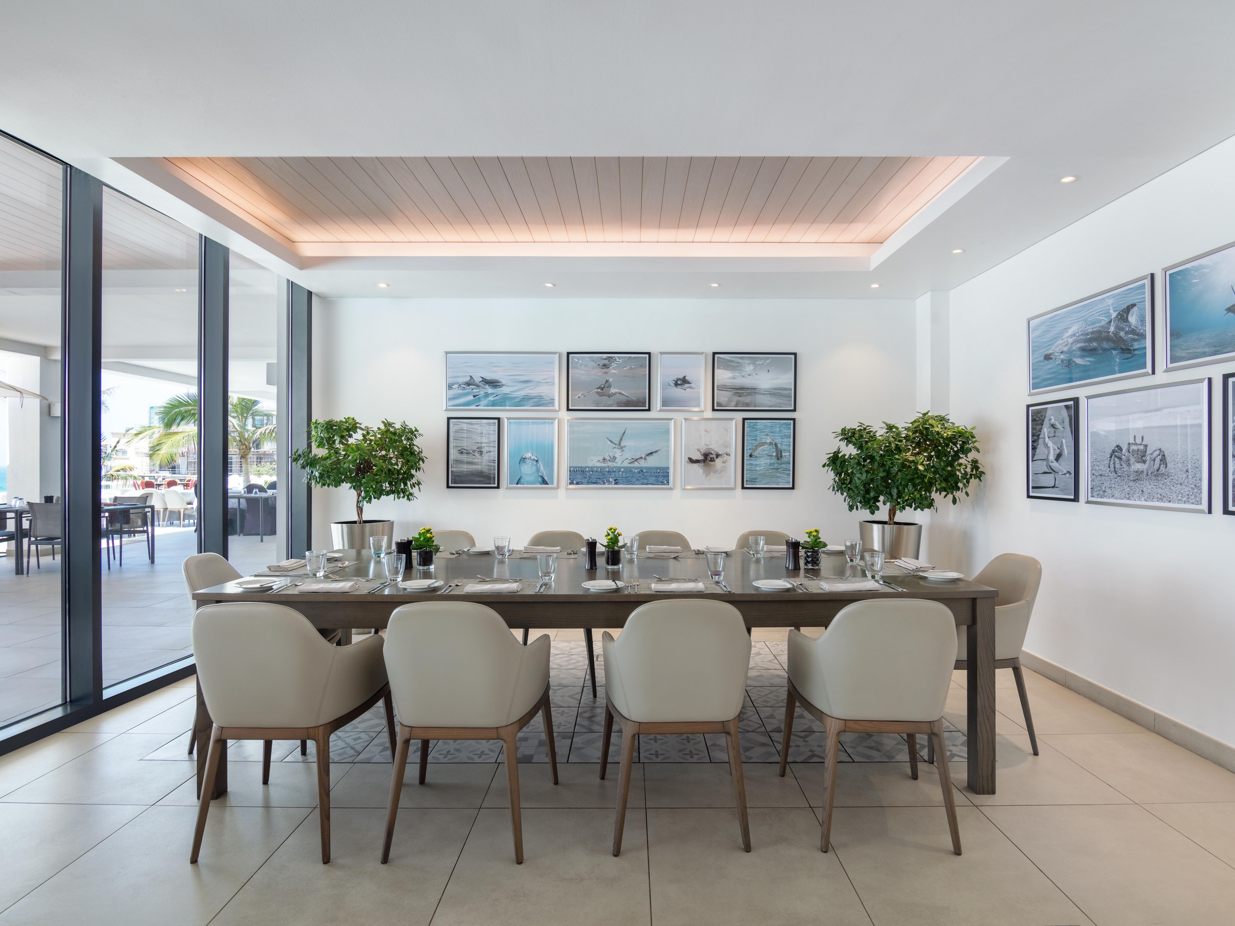 Whether it’s breakfast, lunch or dinner, the doors of The Restaurant are open with a daily buffet and a la carte menu featuring global cuisine. Don’t miss our weekly themed nights and indulgent weekend brunches.