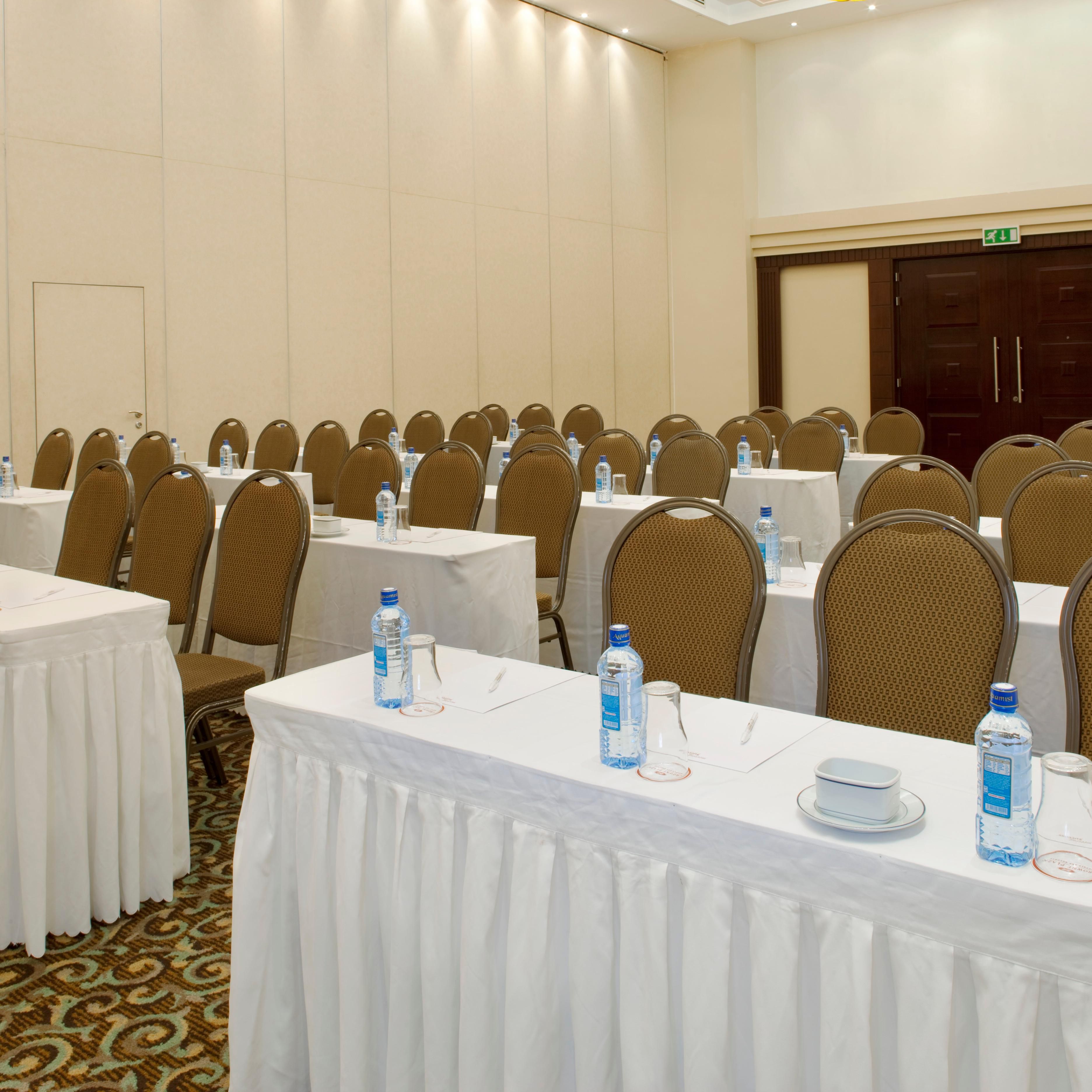 Crowne Plaza Nairobi - Meeting Room