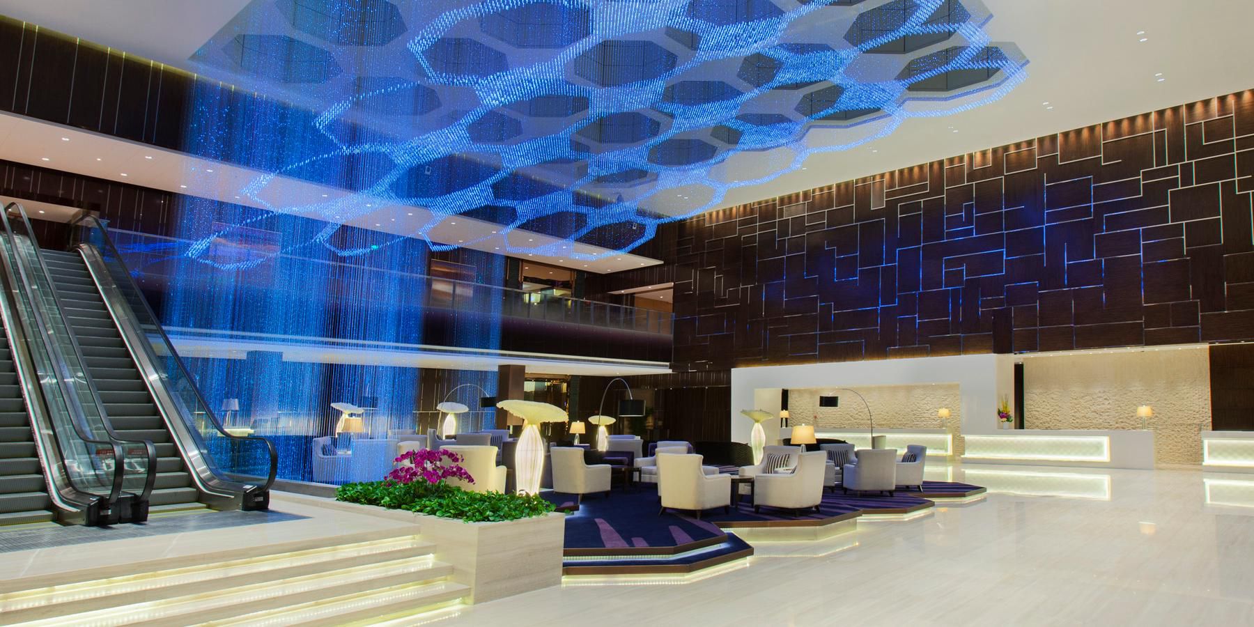 $hotelInfo.mediaDetails.welcomePhotos.primaryPhoto.caption}