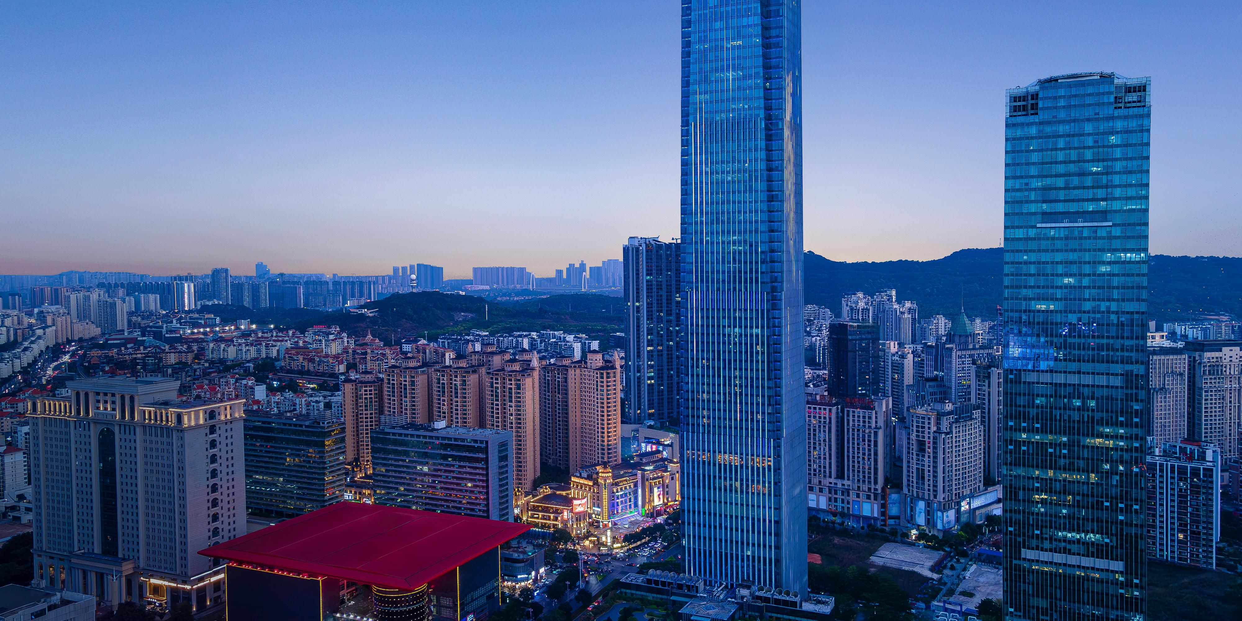 $hotelInfo.mediaDetails.welcomePhotos.primaryPhoto.caption}