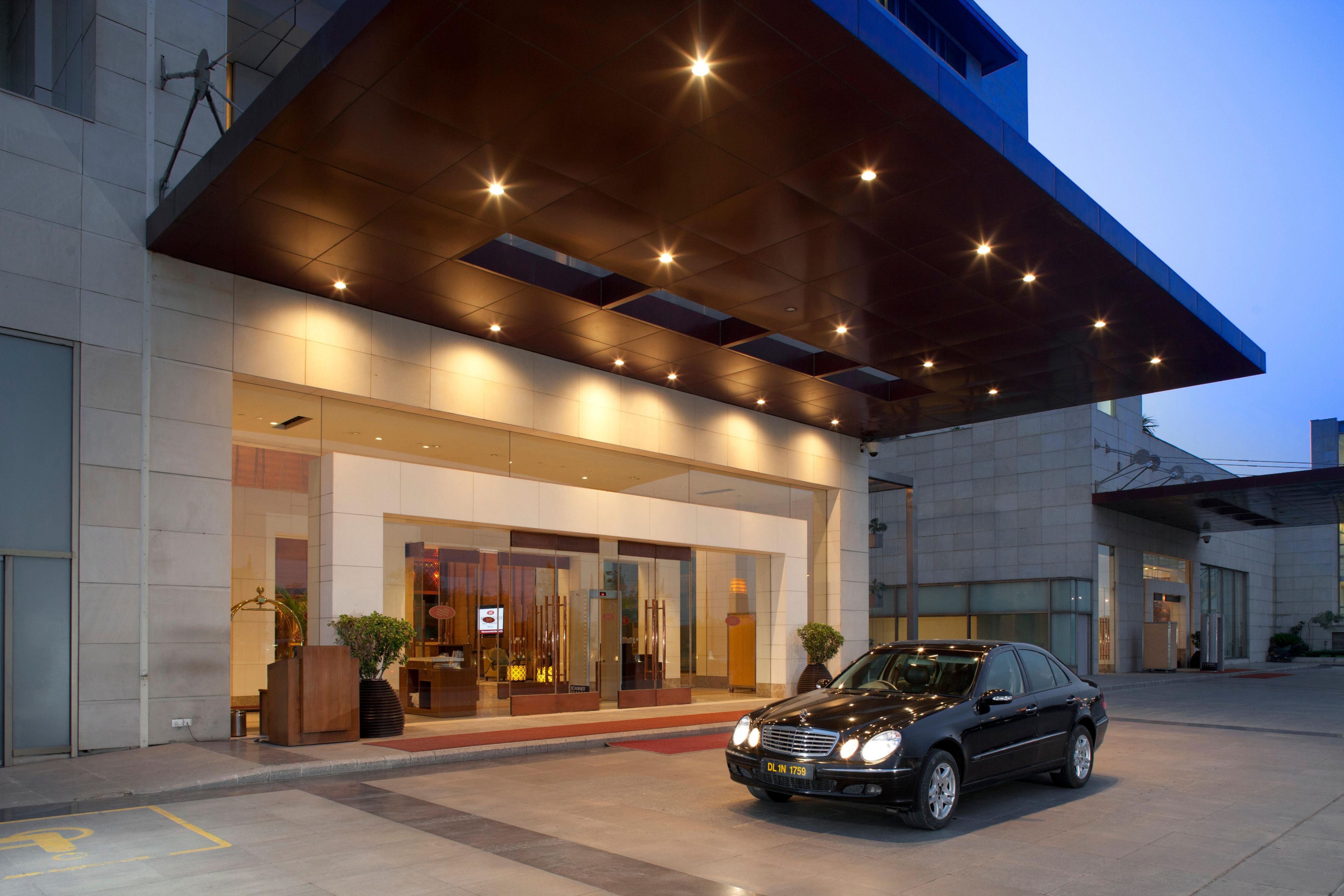 Feel the vibrant and classy ambience right from hotel entrance