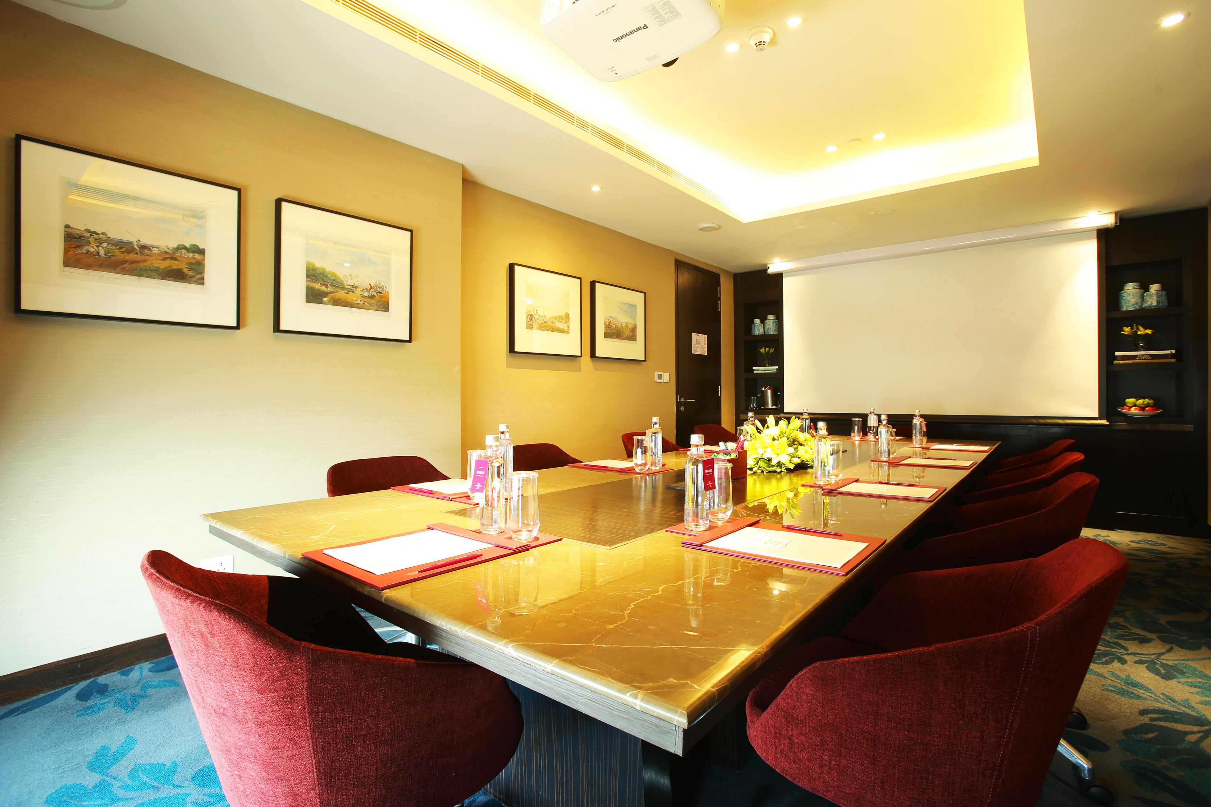 Crowne Plaza New Delhi Mayur Vihar Noida - New Delhi, India