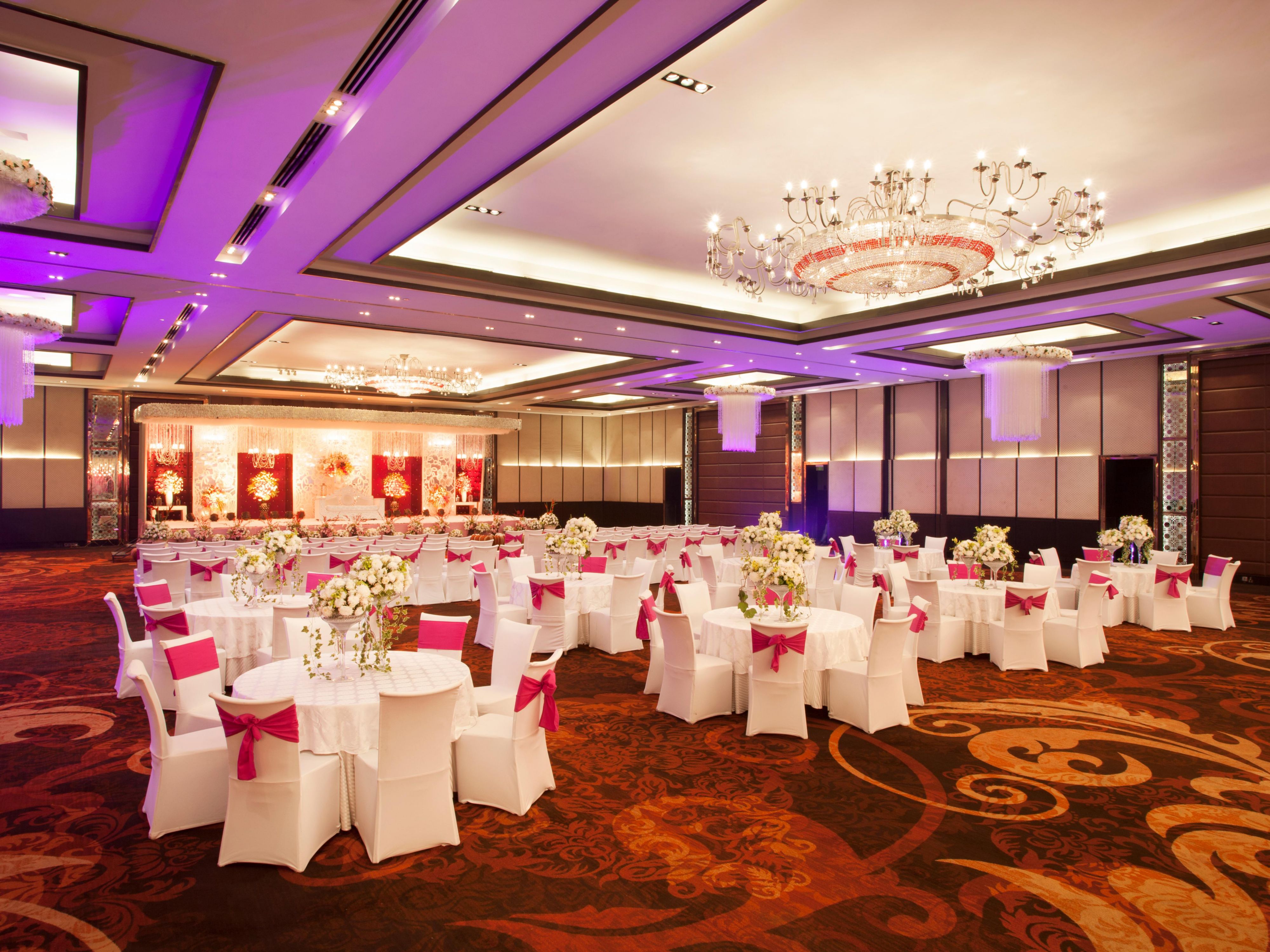 Crowne Plaza New Delhi Rohini is a place where we go beyond the realm of ordinary to make your celebration extraordinary! It offers one of Delhi's finest products and services for personal events and weddings that go well with an impressive range of accommodation and leisure activities.