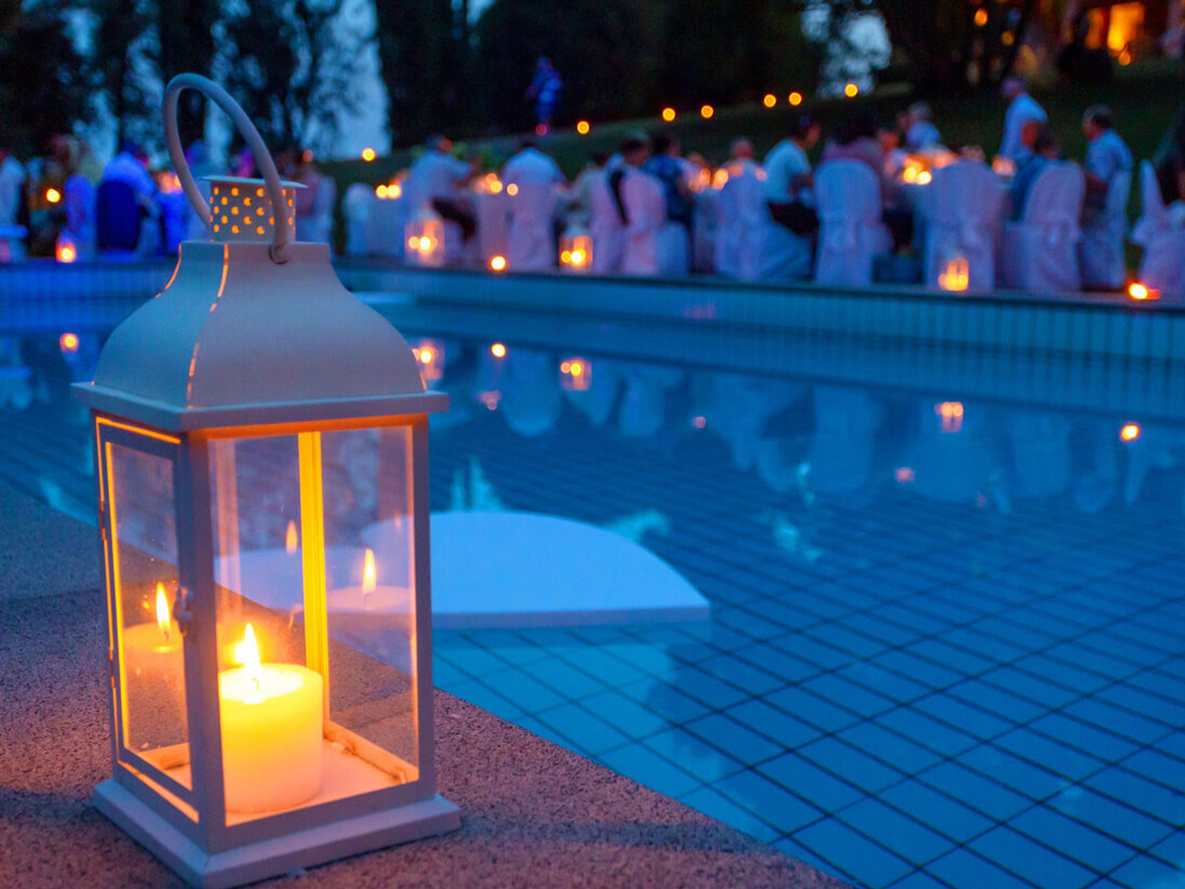 Let the colors do the talking as you celebrate the union of your love, in of our stylish outdoor event venues. Revel up a vibrant pre-wedding get together at our gorgeous poolside as you entertain your wedding guests with a catered menu.