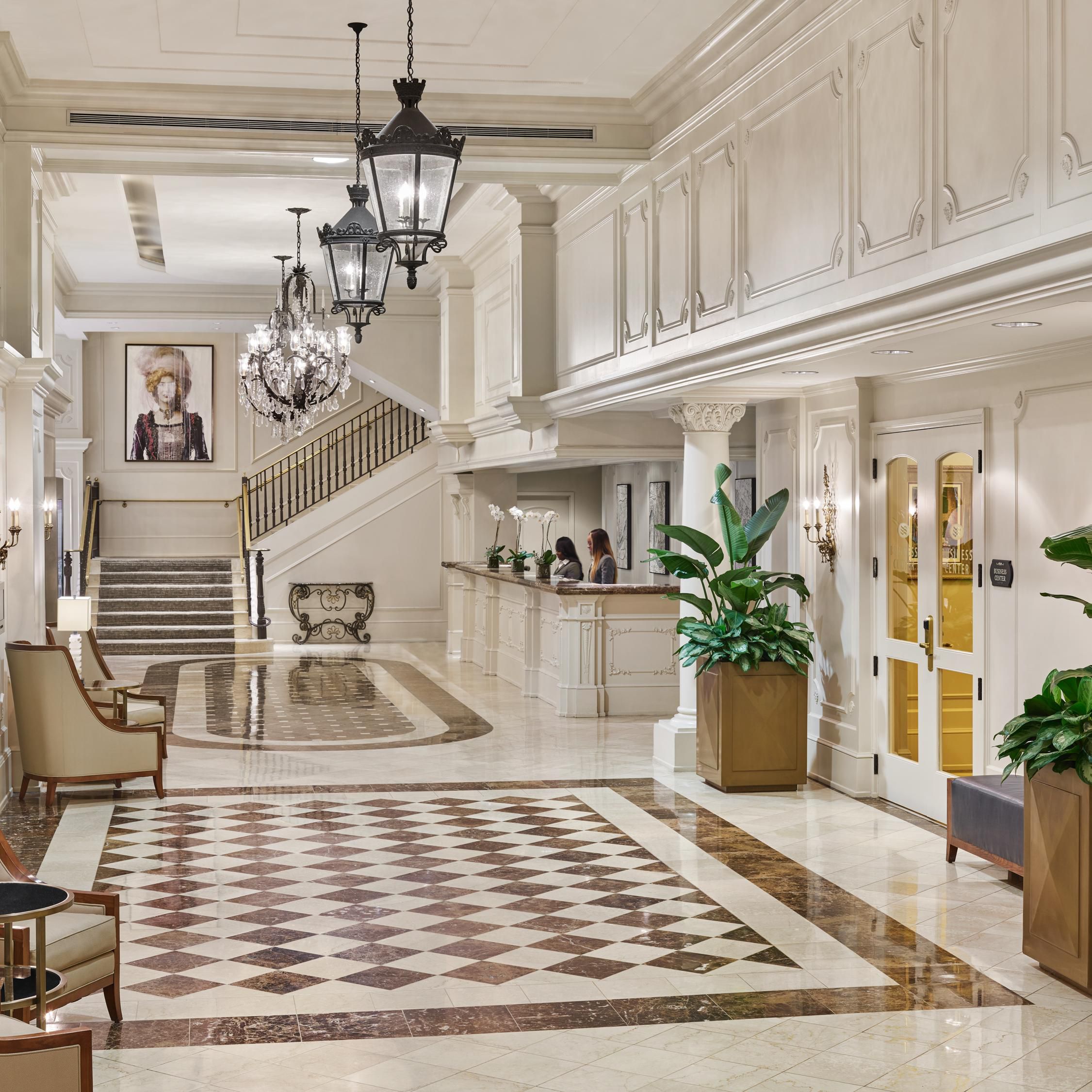 Welcome to the Crowne Plaza New Orleans French Quarter.