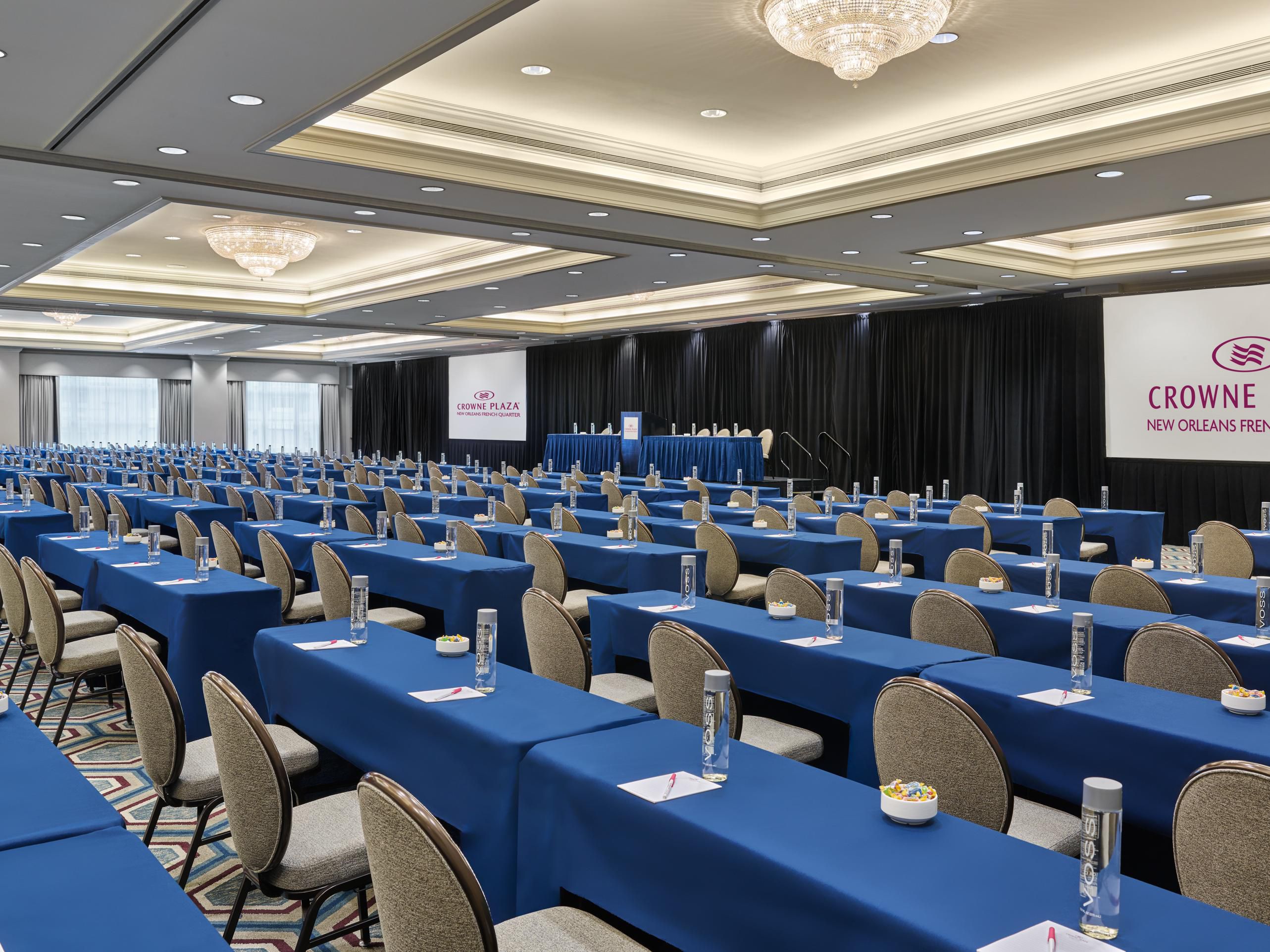 St. Charles Ballroom is designed to accommodate up to 800 guests