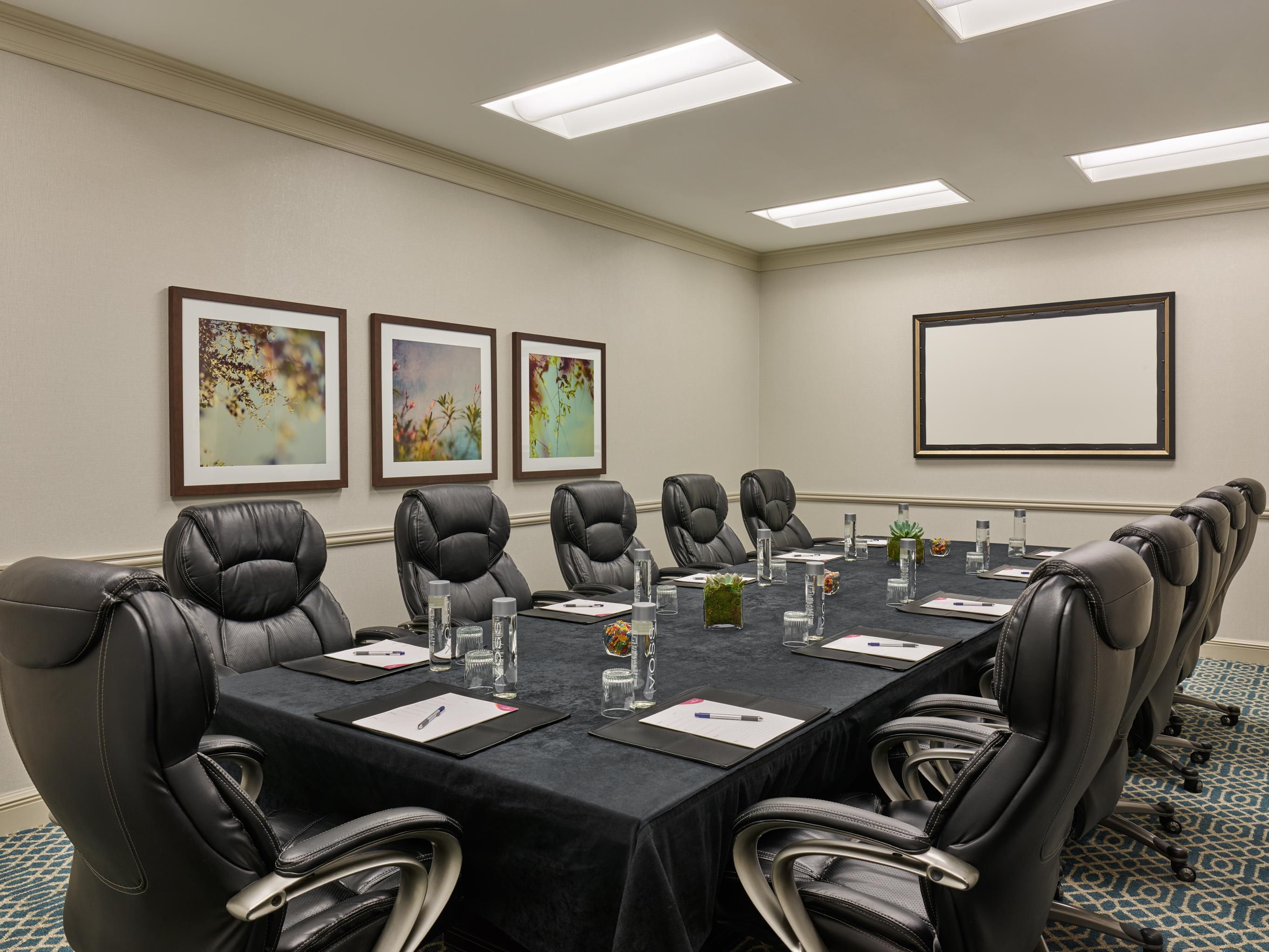 Royal Boardroom with seating for 12 attendees