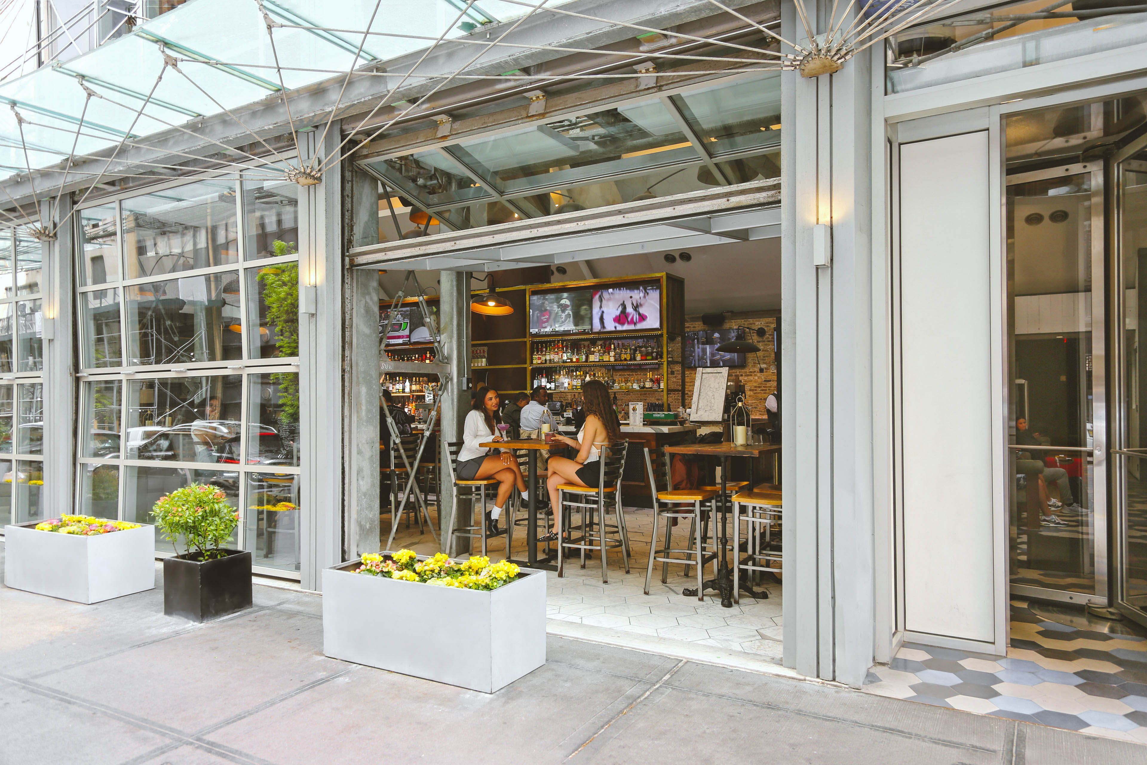Crowne Plaza Midtown NYC | Earn Points at Our Guaranteed Best Rate
