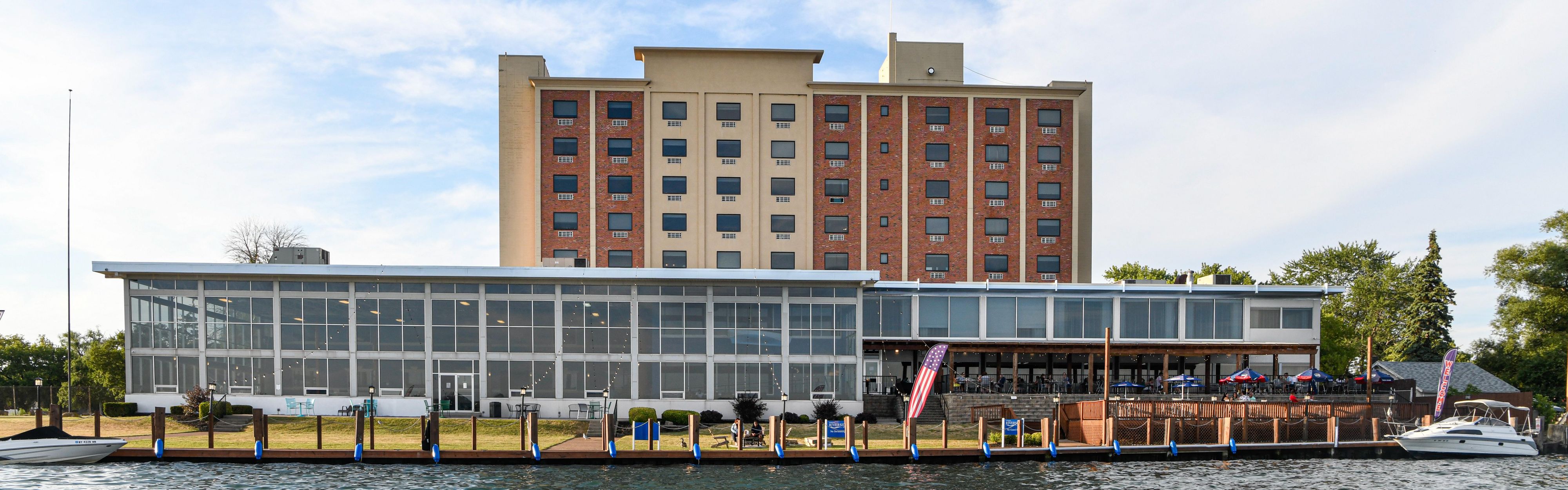 $hotelInfo.mediaDetails.welcomePhotos.primaryPhoto.caption}