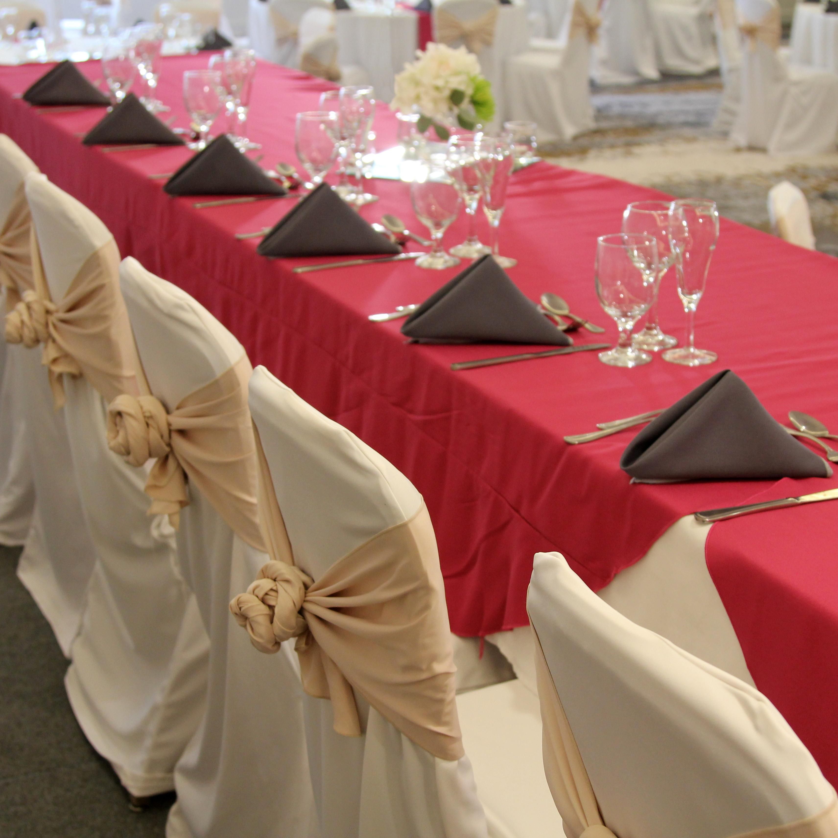 Let&#39;s us design your Head table in our newly renovated event space