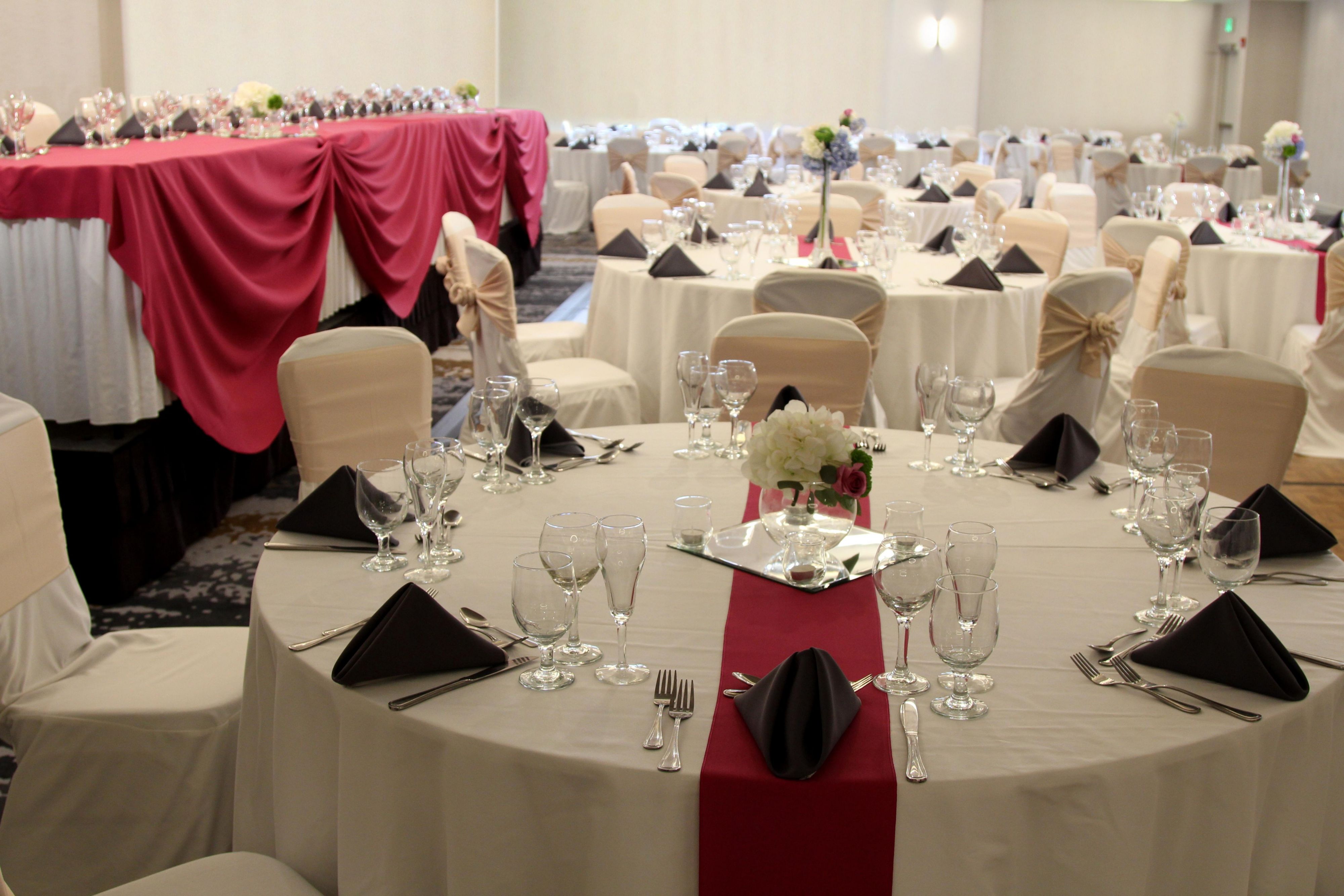 Let us plan your wedding - newly renovated Lincoln Ballroom
