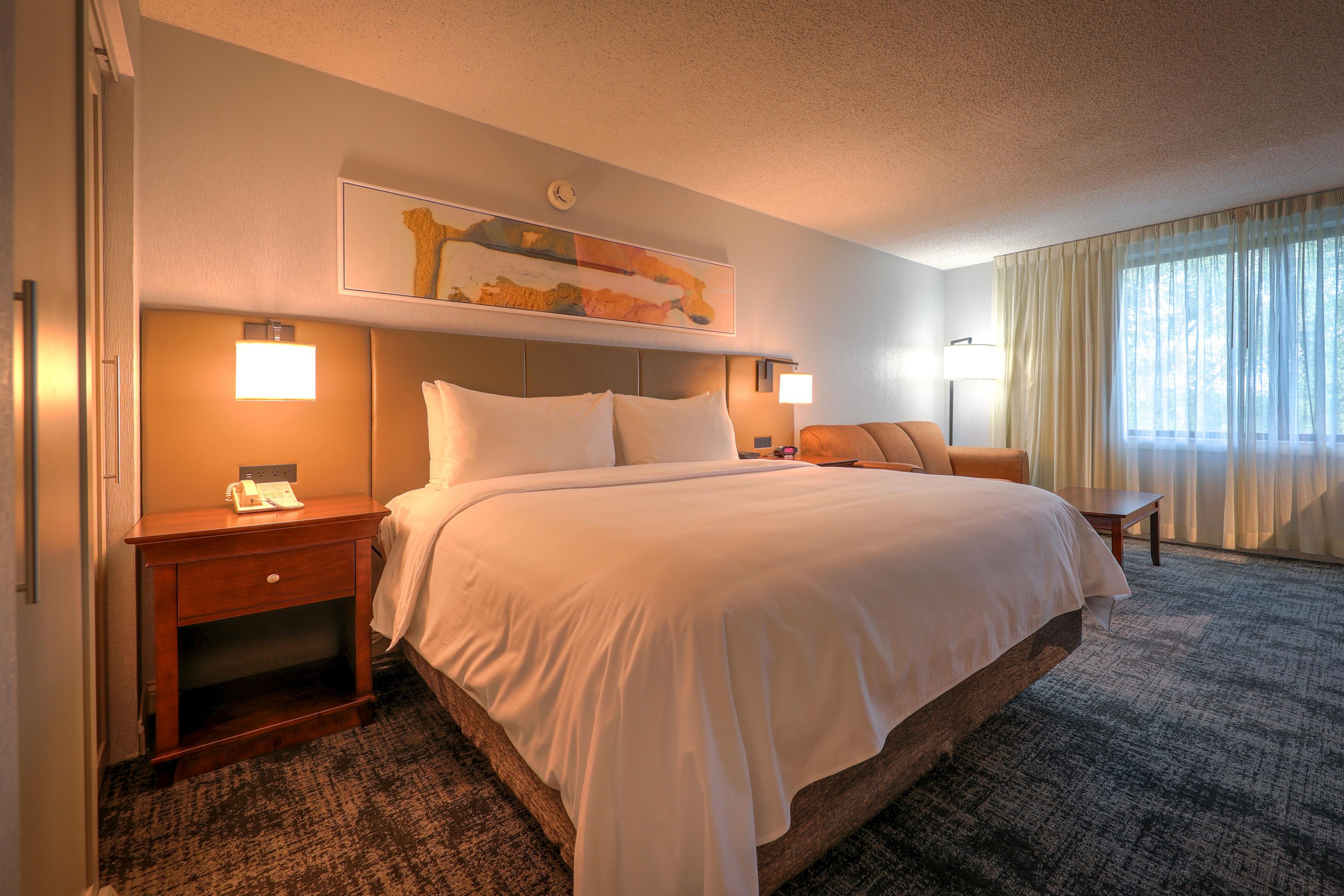 Hotels in Northbrook, IL | Crowne Plaza® Chicago-Northbrook 