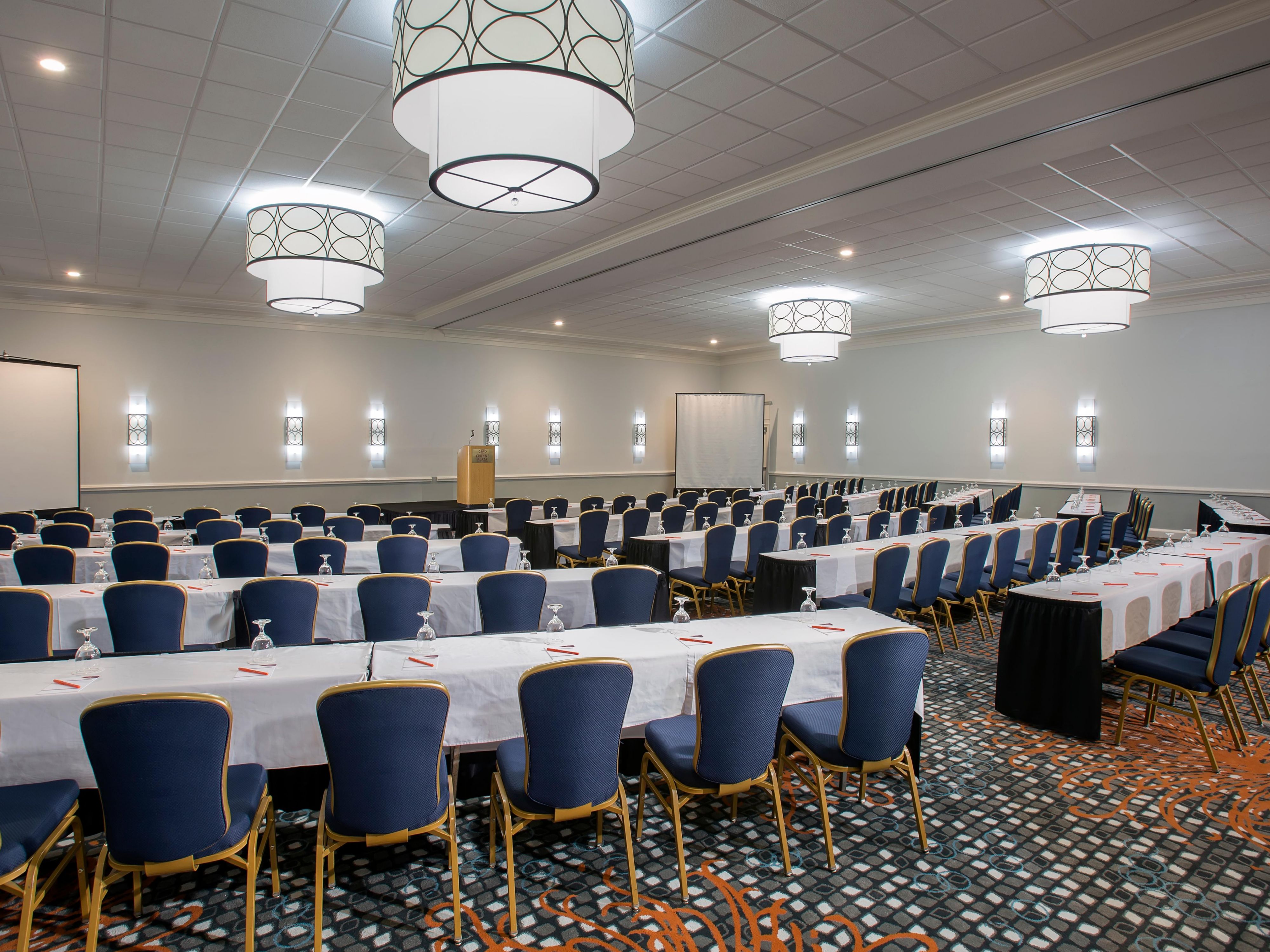 Unlike big conference center hotels, we specialize in meetings from 10-250. Coupled with menu selections from our award winning culinary team and our dedicated Crowne Meetings Director, your meeting will be a huge success!
