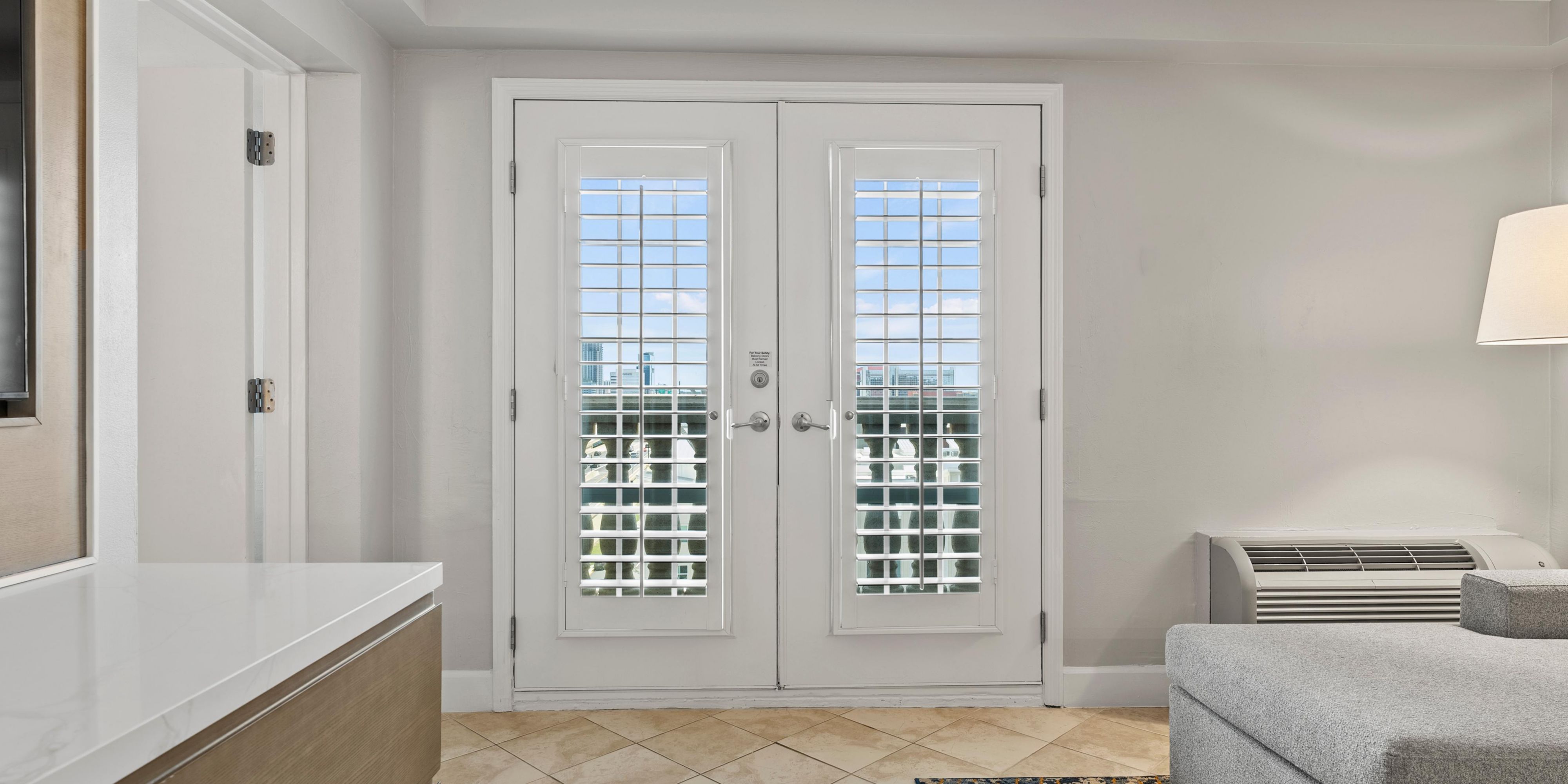 Living room with balcony doors