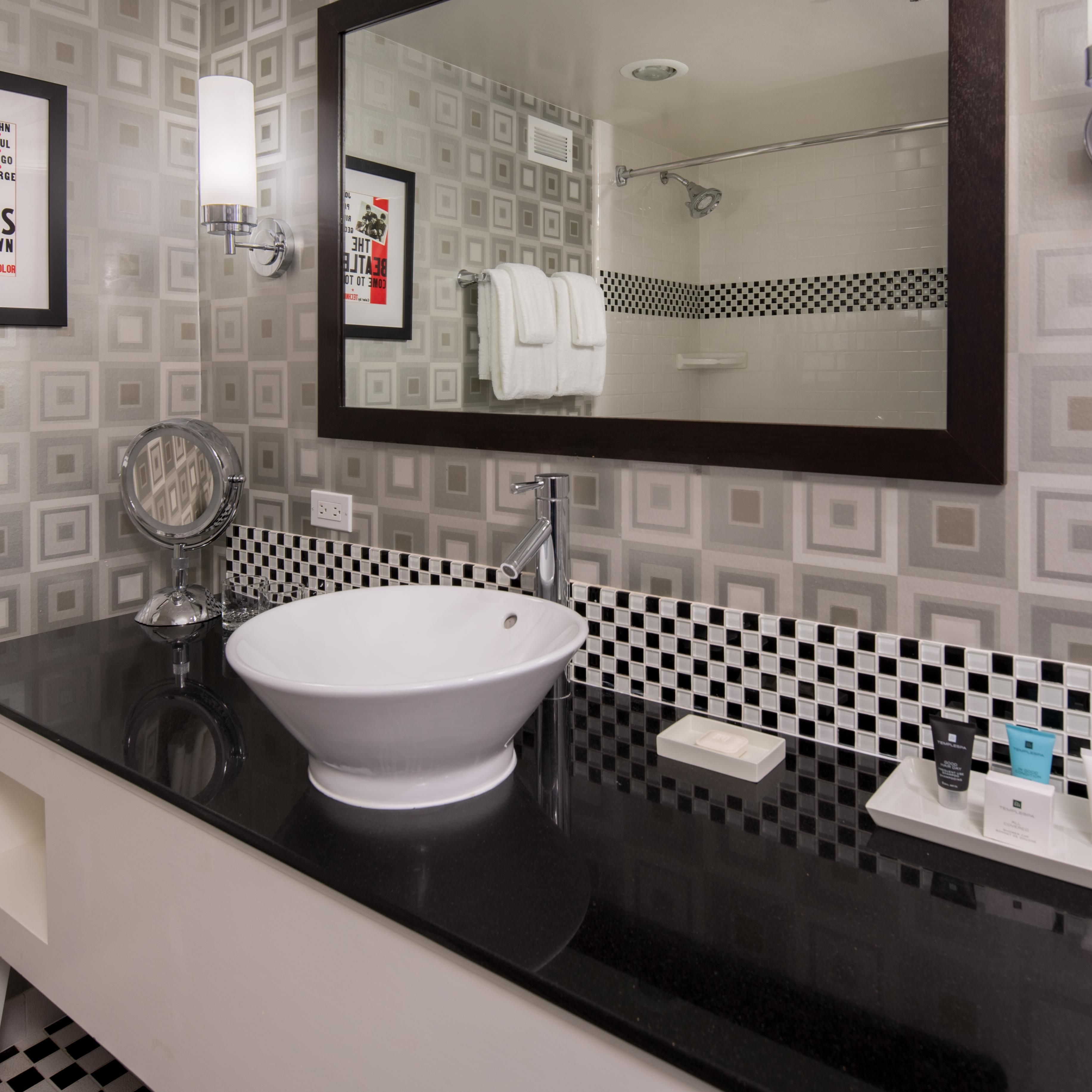 Follow in the Beatles footsteps and enjoy the large Suite bathroom