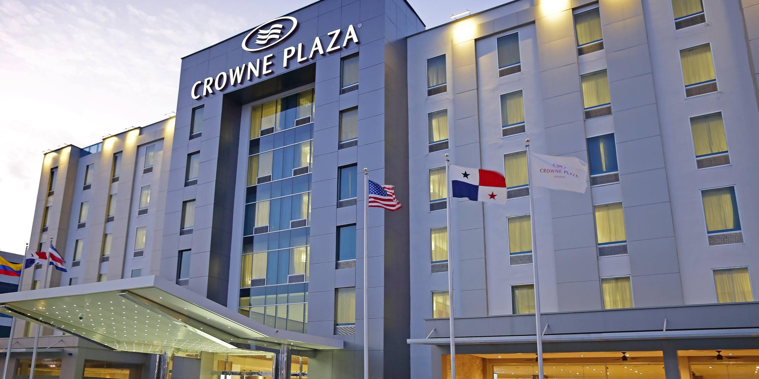 $hotelInfo.mediaDetails.welcomePhotos.primaryPhoto.caption}