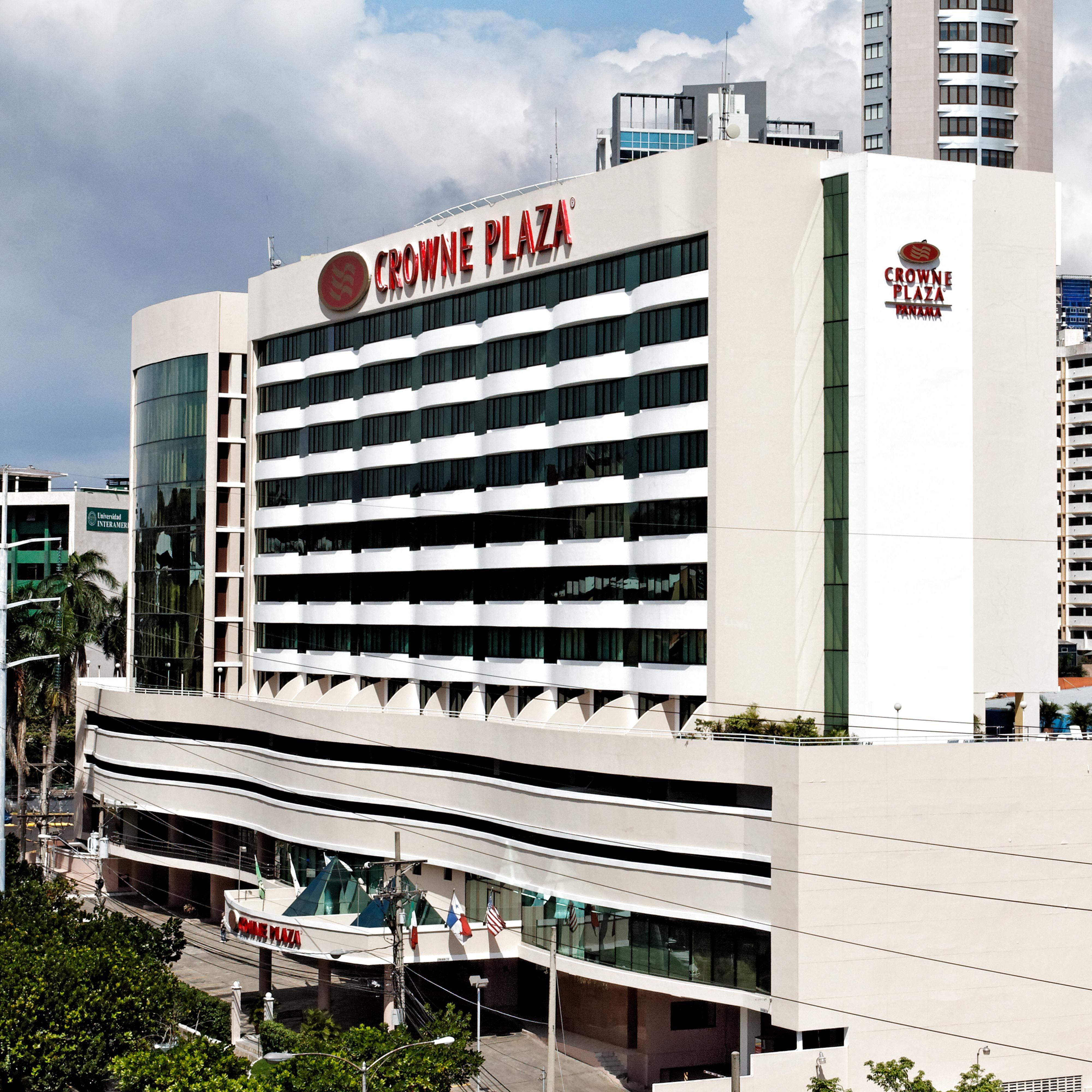 Hotel in Panama, Crowne Plaza Panama Exterior
