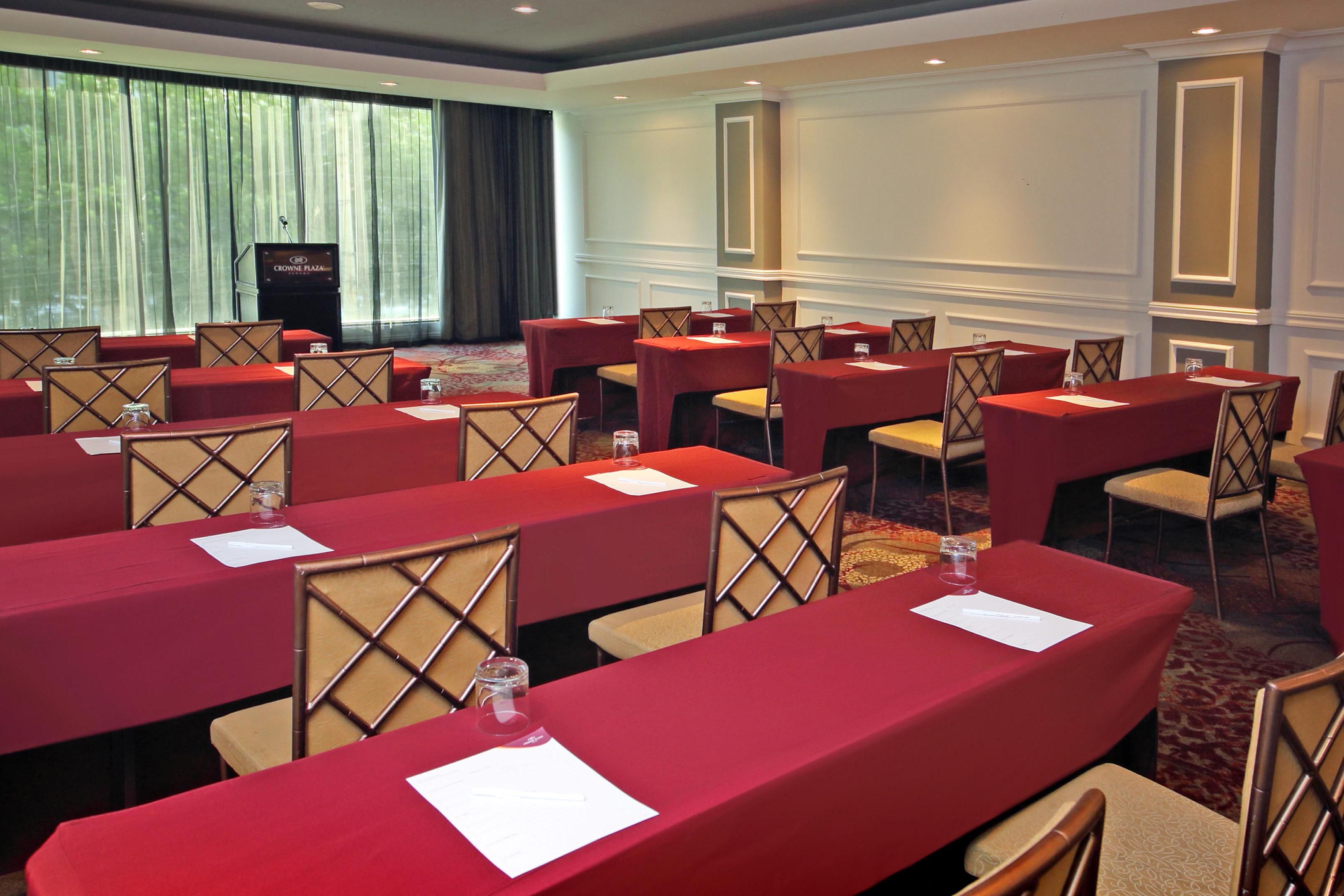 Meeting Room at Crowne Plaza Panama Hotel