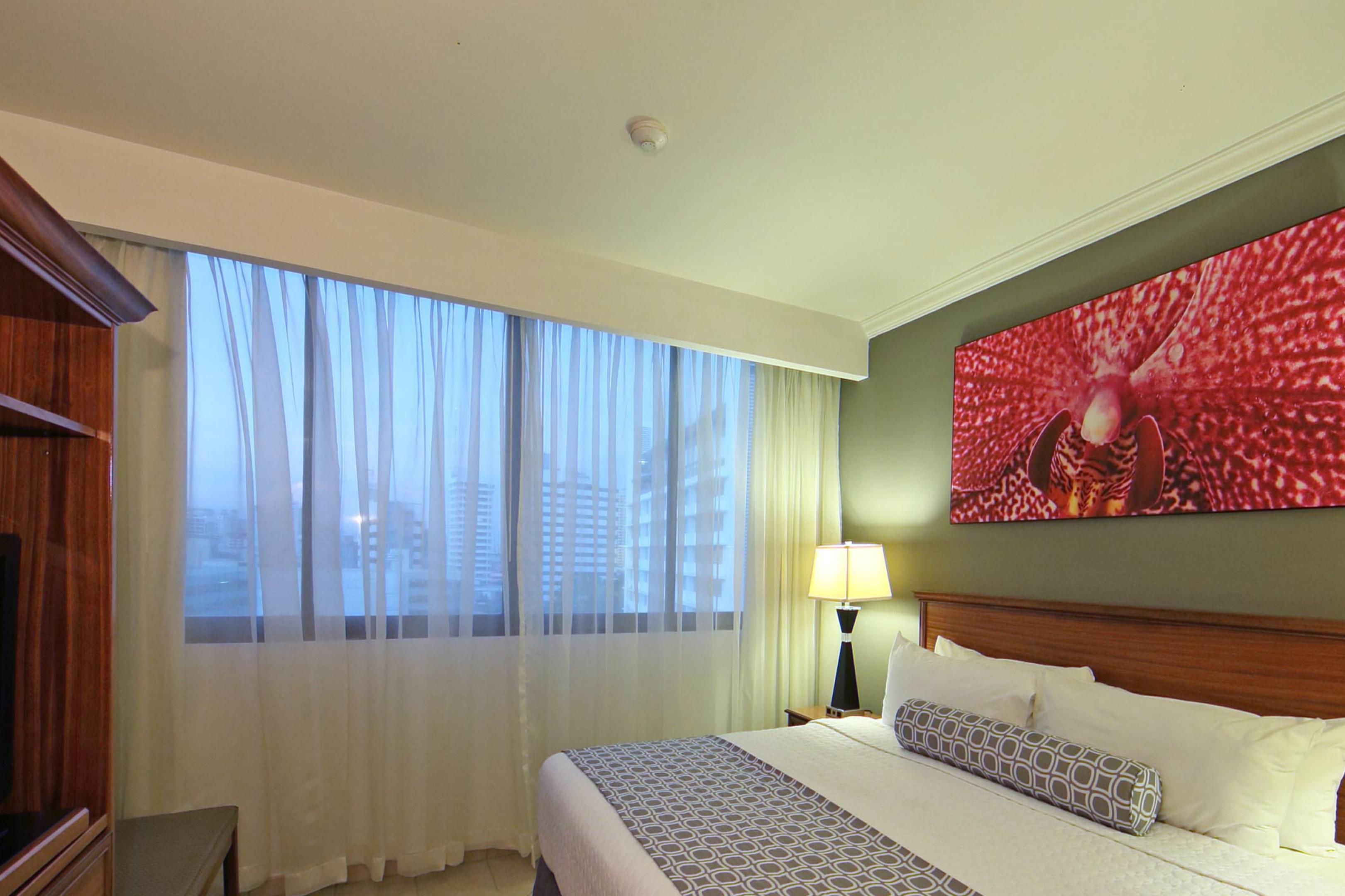 Guest Room at Crowne Plaza Panama Hotel