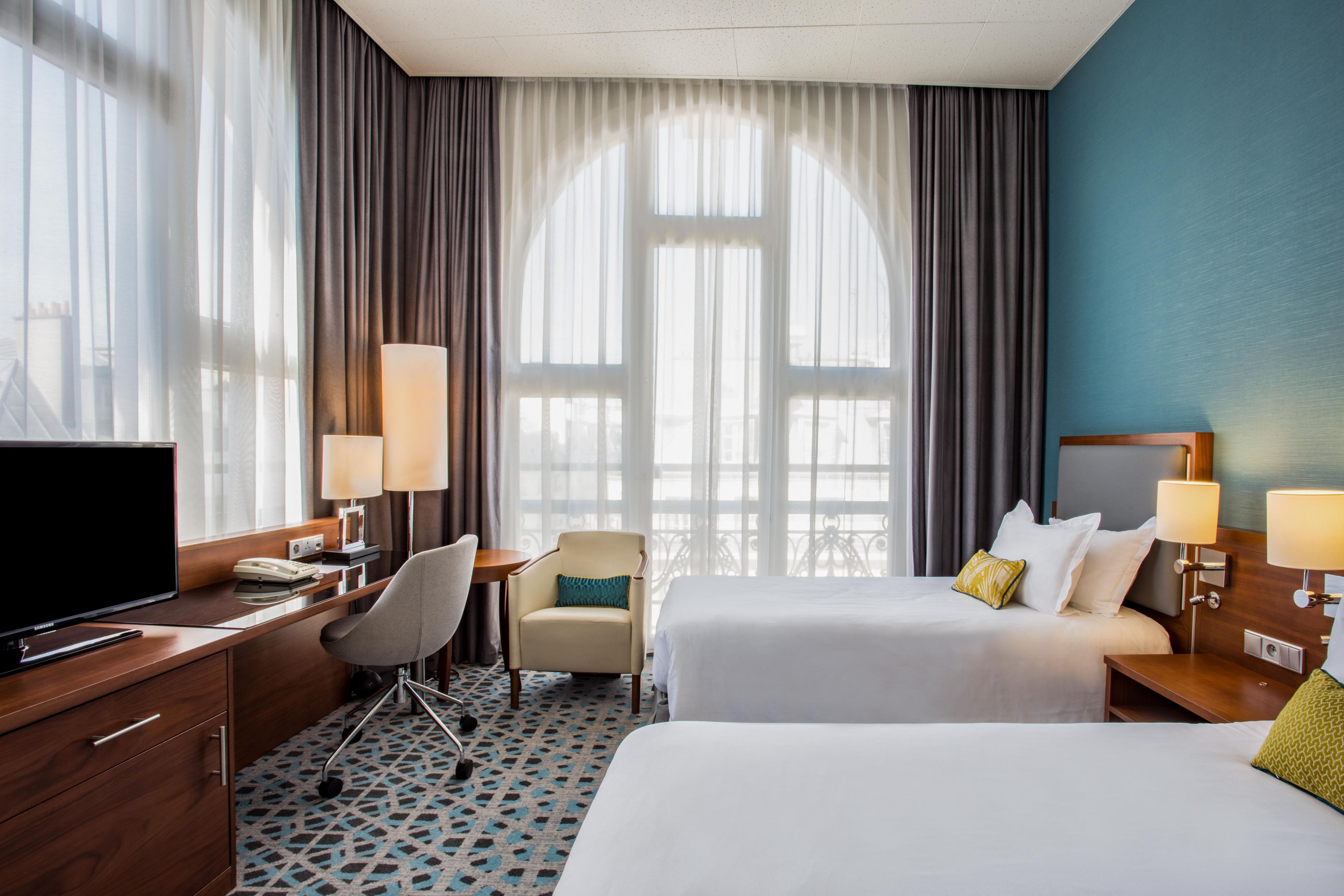 crowne-plaza-paris-republique