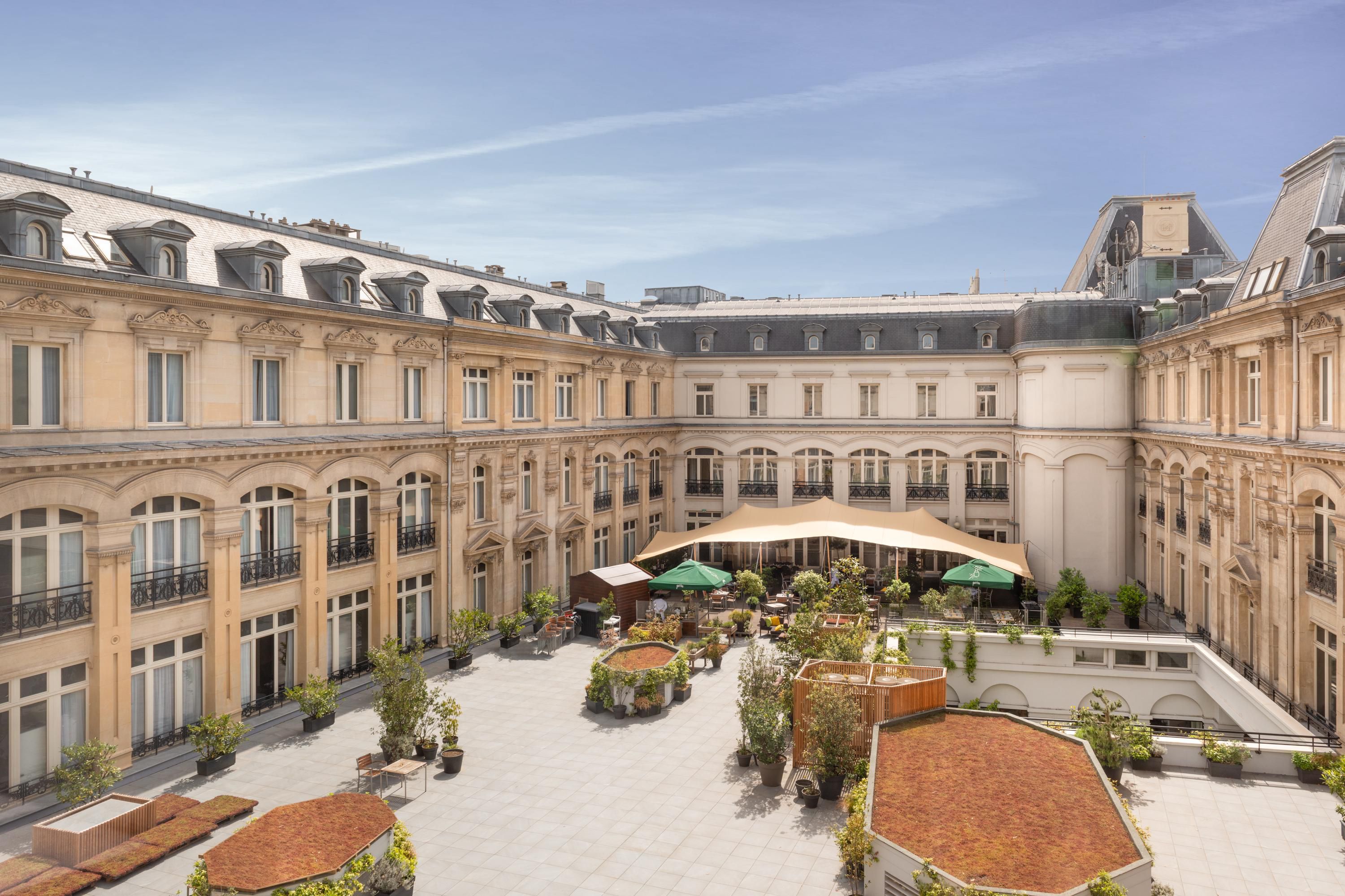 crowne-plaza-paris-republique