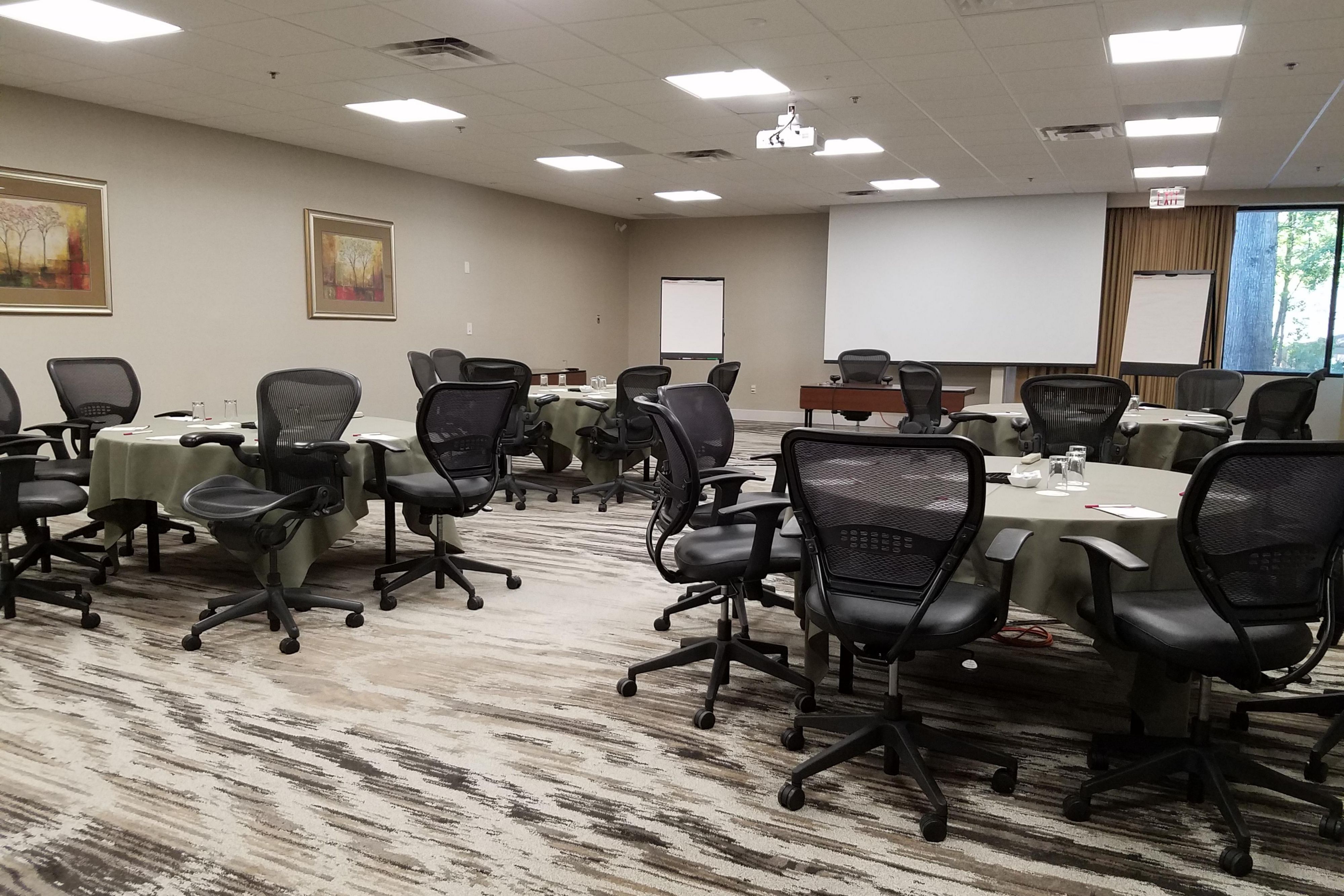 East Conference Room - Set in Rounds