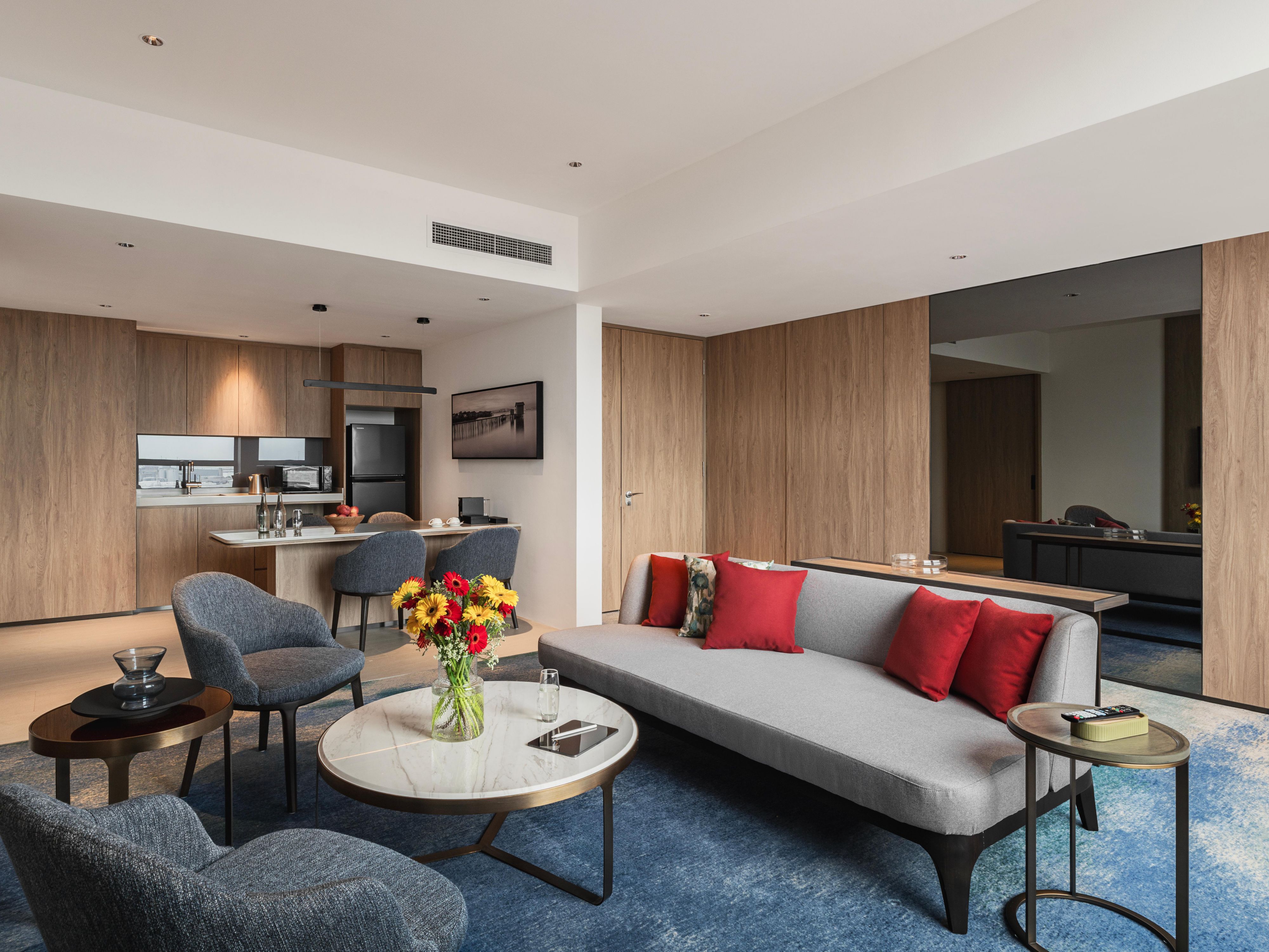 Book your stay with us and indulge in unmatched elegance and relaxation with our thoughtfully designed suites and rooms. Each category offers a unique experience, ensuring ultimate comfort and sophistication.

Wake up to breathtaking sea views, creating the perfect setting for tranquility. The spacious living area, adorned with stylish décor.