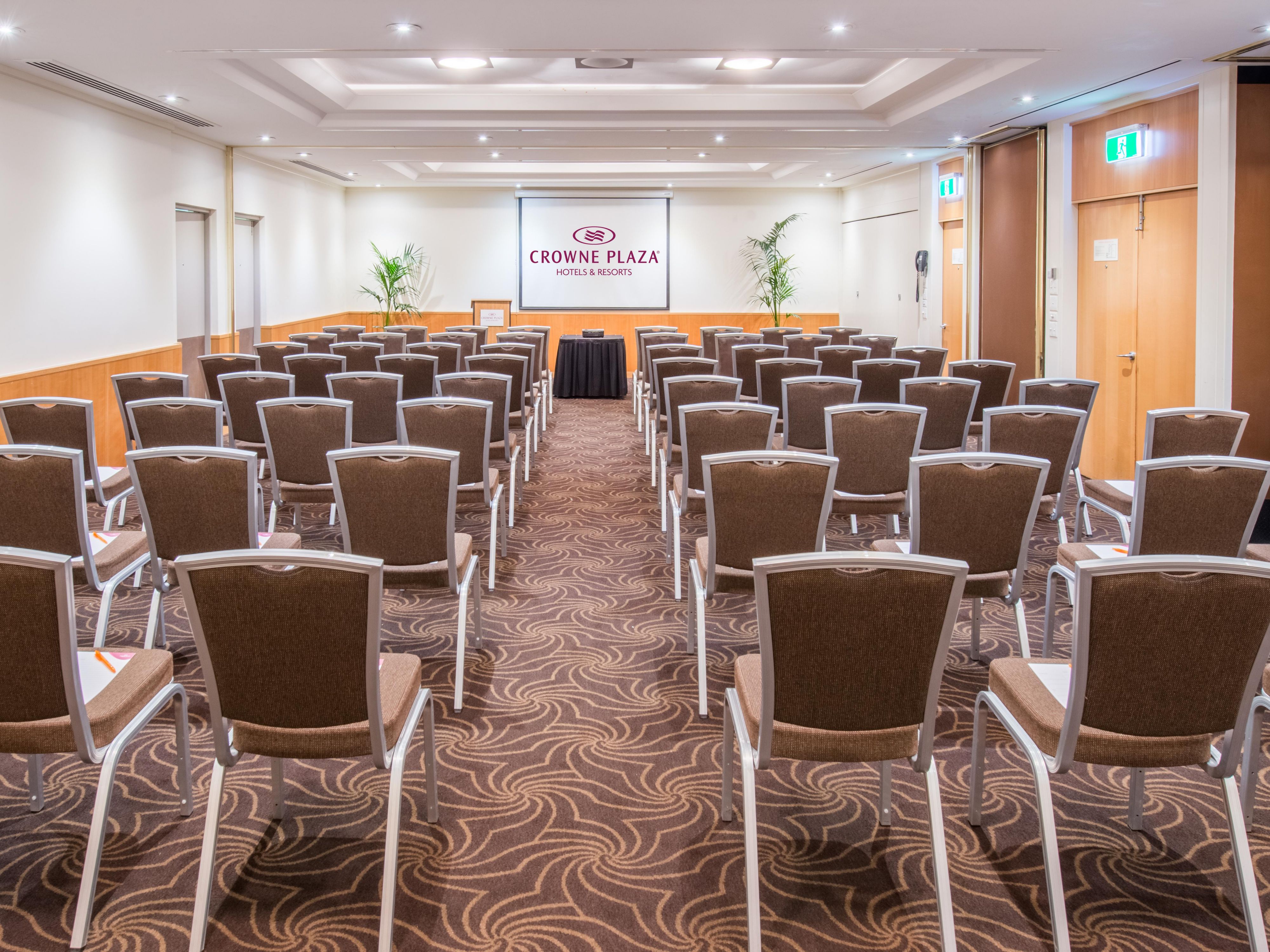 With a choice of large and small meeting rooms, including indoor and outdoor options, easy accessibility and parking, and top-notch accommodation for your guests, Crowne Plaza Perth is the ideal hotel for hosting successful functions in Perth City.