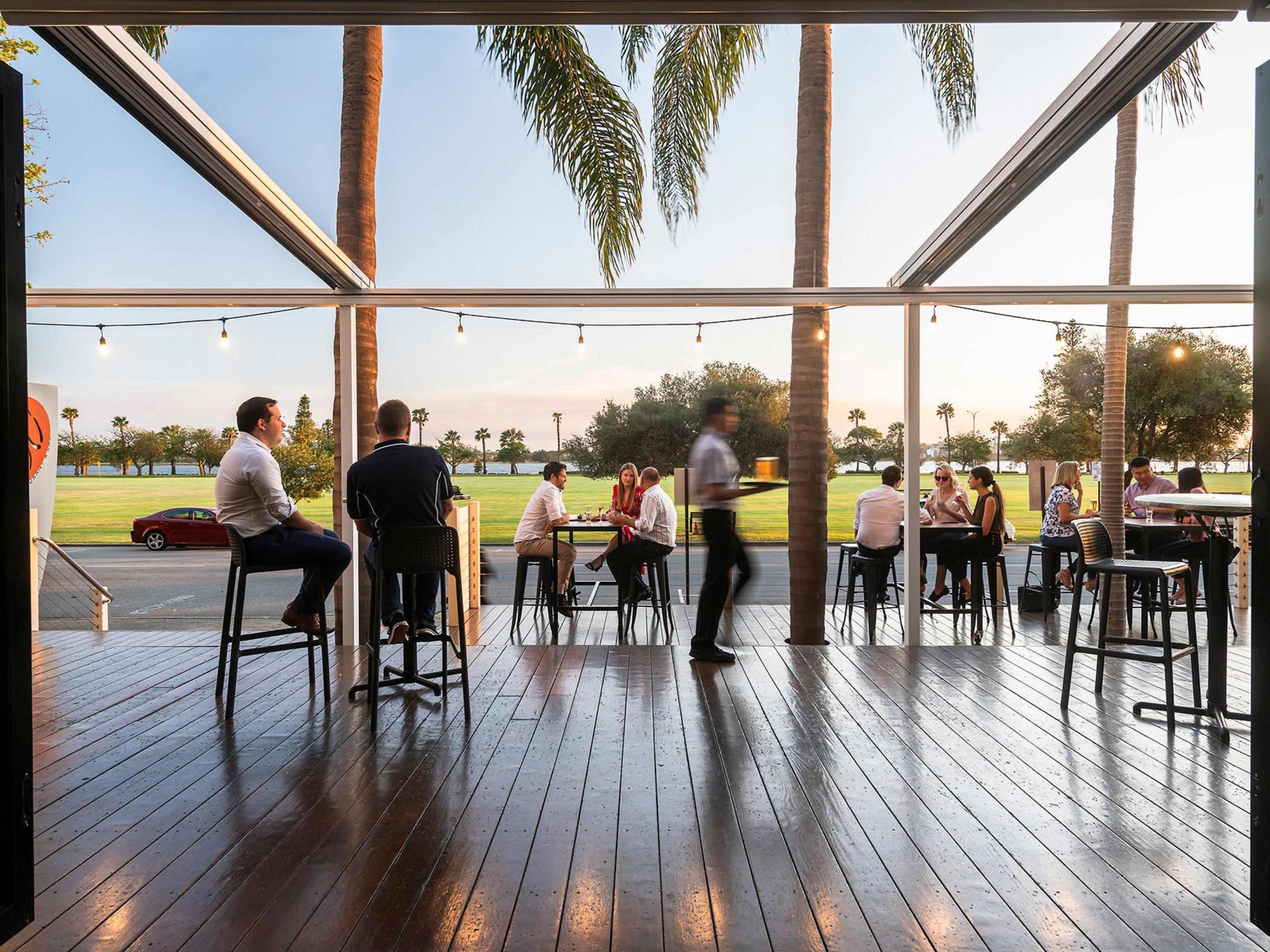 Located at the front of the hotel in East Perth, Gusti has enviable views of the Swan River and a sumptuous modern Australian menu. Local produce is put to work in our seasonal menus which provide a local twist to some international cuisine options to suit every palate.