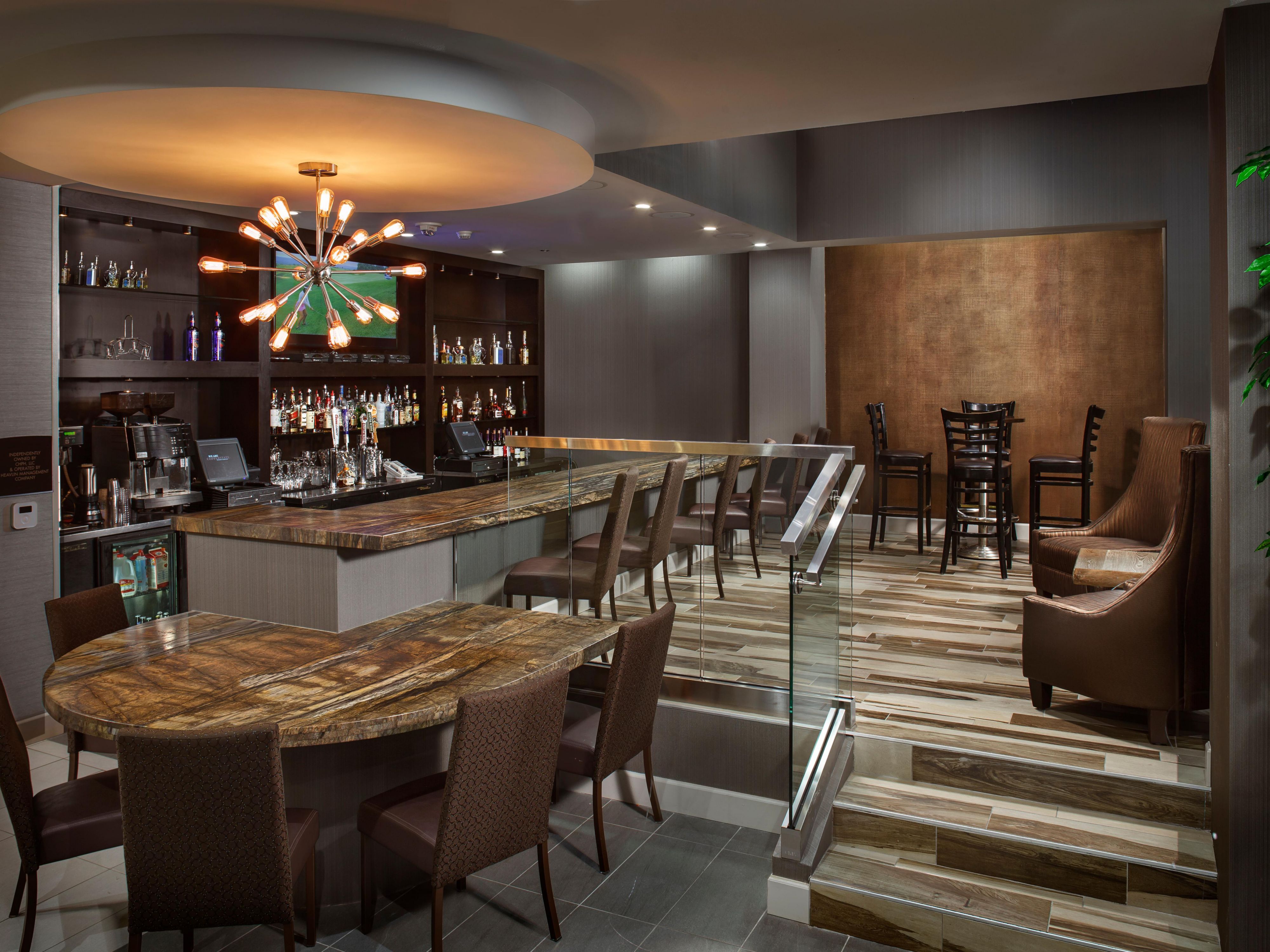 Whether it’s pregaming for a local event or concert or winding down after a long day of travel, come explore the options in the Perch Lounge.  Sunday through Friday enjoy our happy hour with discounts, Wine Down Wednesday and Sunday Pizza specials to enjoy while watching your favorite team play.  There is something for everyone.  