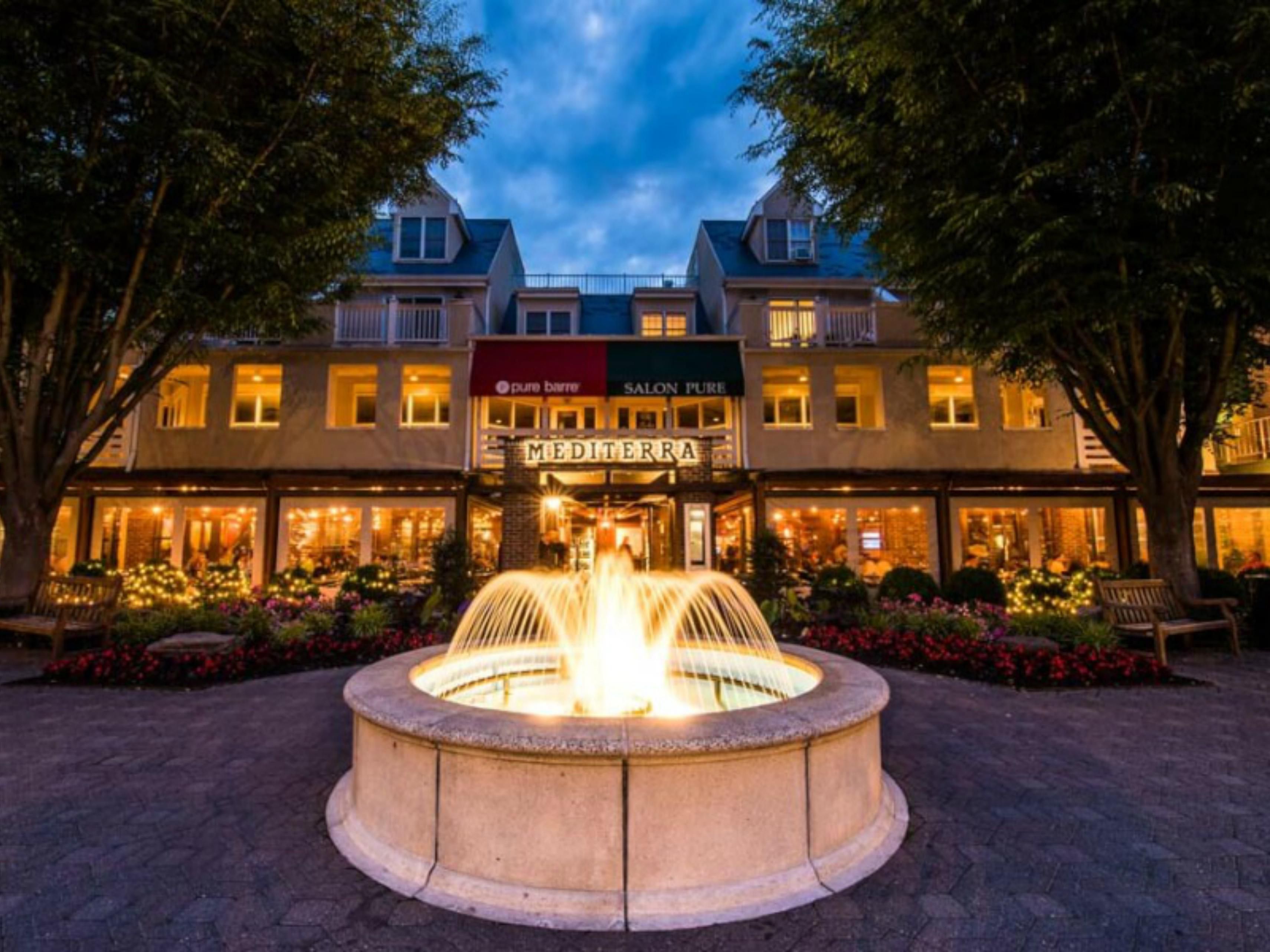Experience boutique shops, local eatery's and historic Princeton University located within 4 miles of the hotel. Enjoy all the area has to offer!