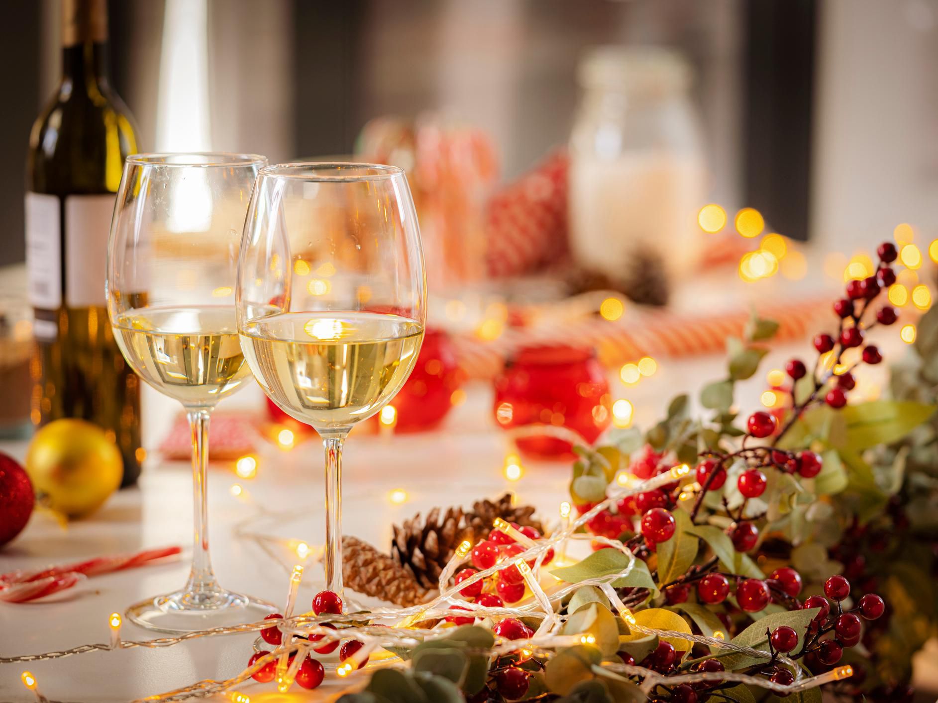 Holiday table setting