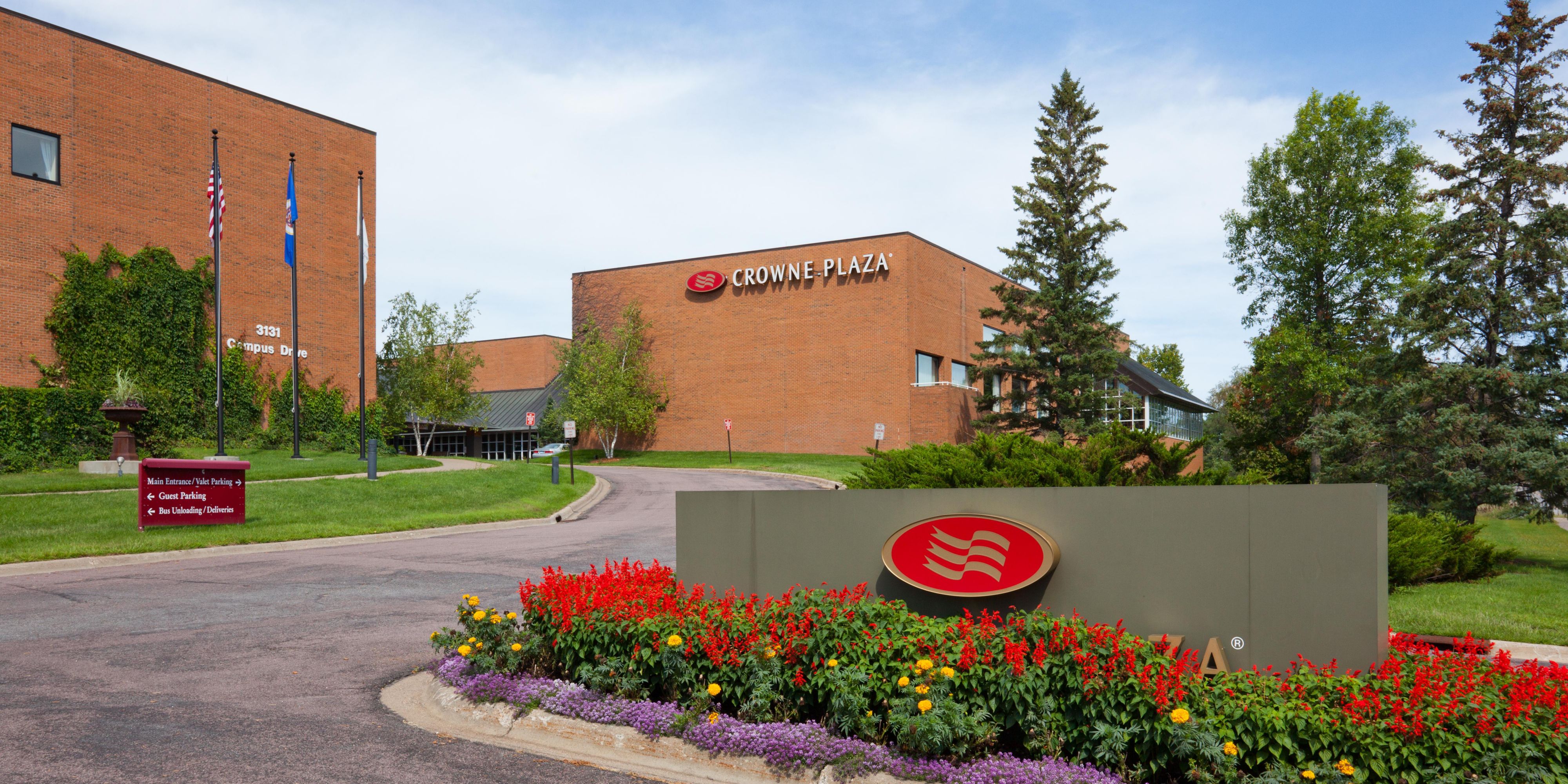Crowne Plaza Minneapolis West