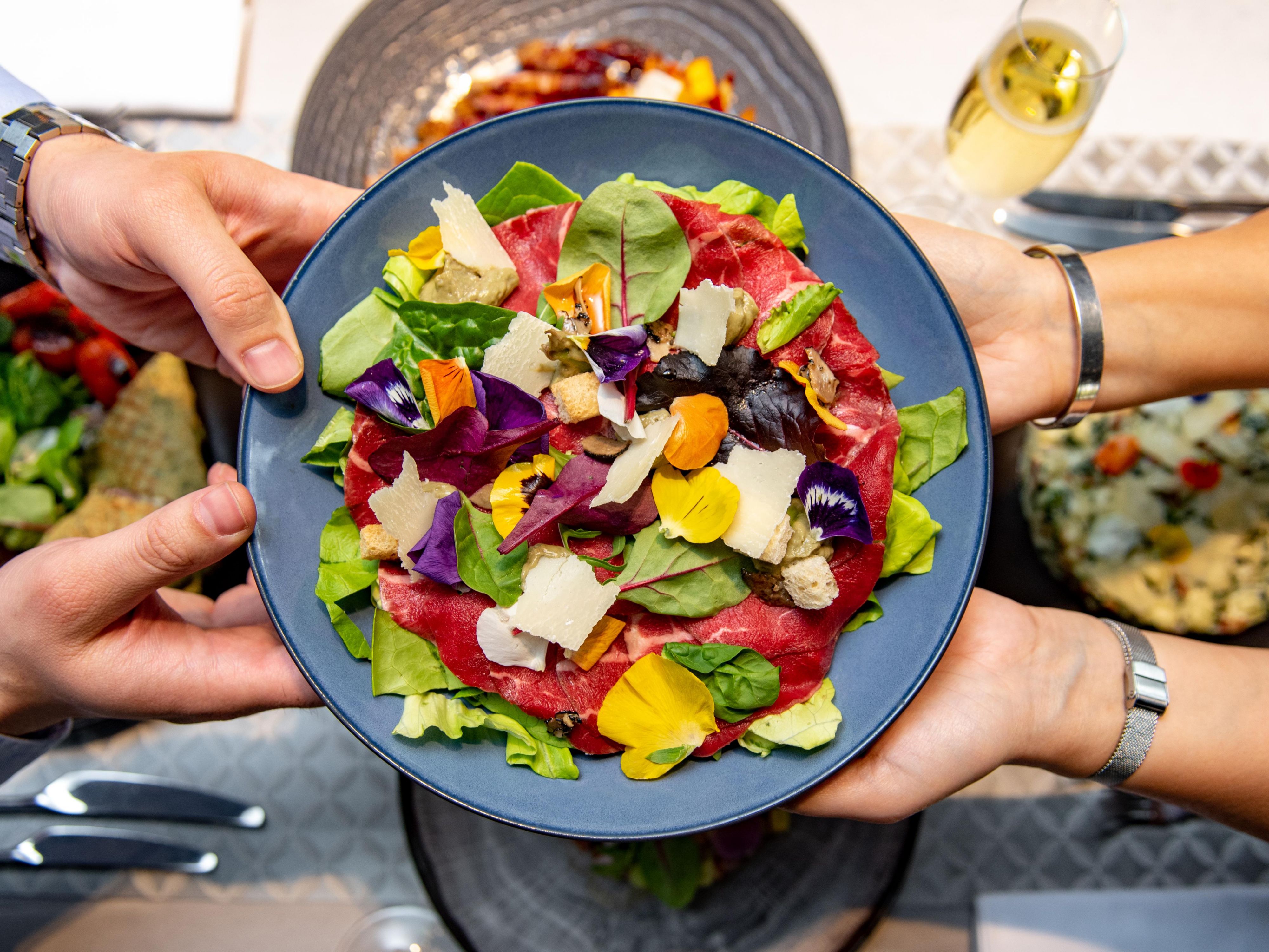 Friday, September 19 The Living Room by Crowne Plaza Podgorica will donate 10% of food & beverage revenue to support children from socially vulnerable families, in collaboration with the Red Cross. Join the action – every food & drink order counts.