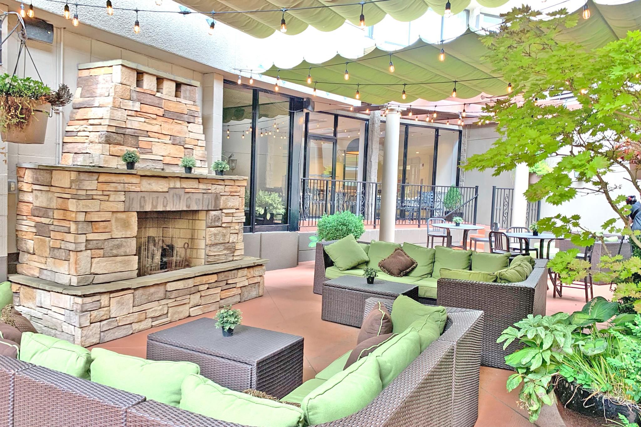 Relax on our Fireside Plaza, the perfect place to meet and unwind.