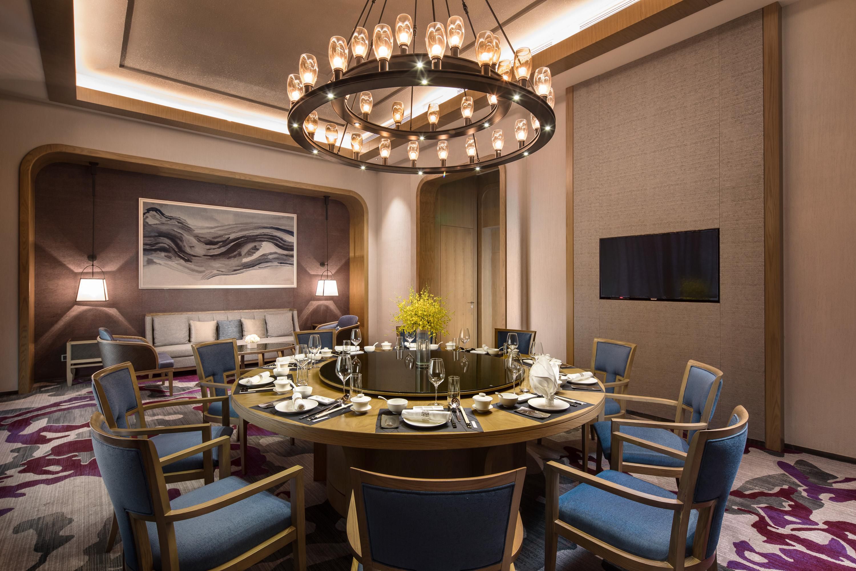 crowne plaza 青岛东方影都融创皇冠假日酒店