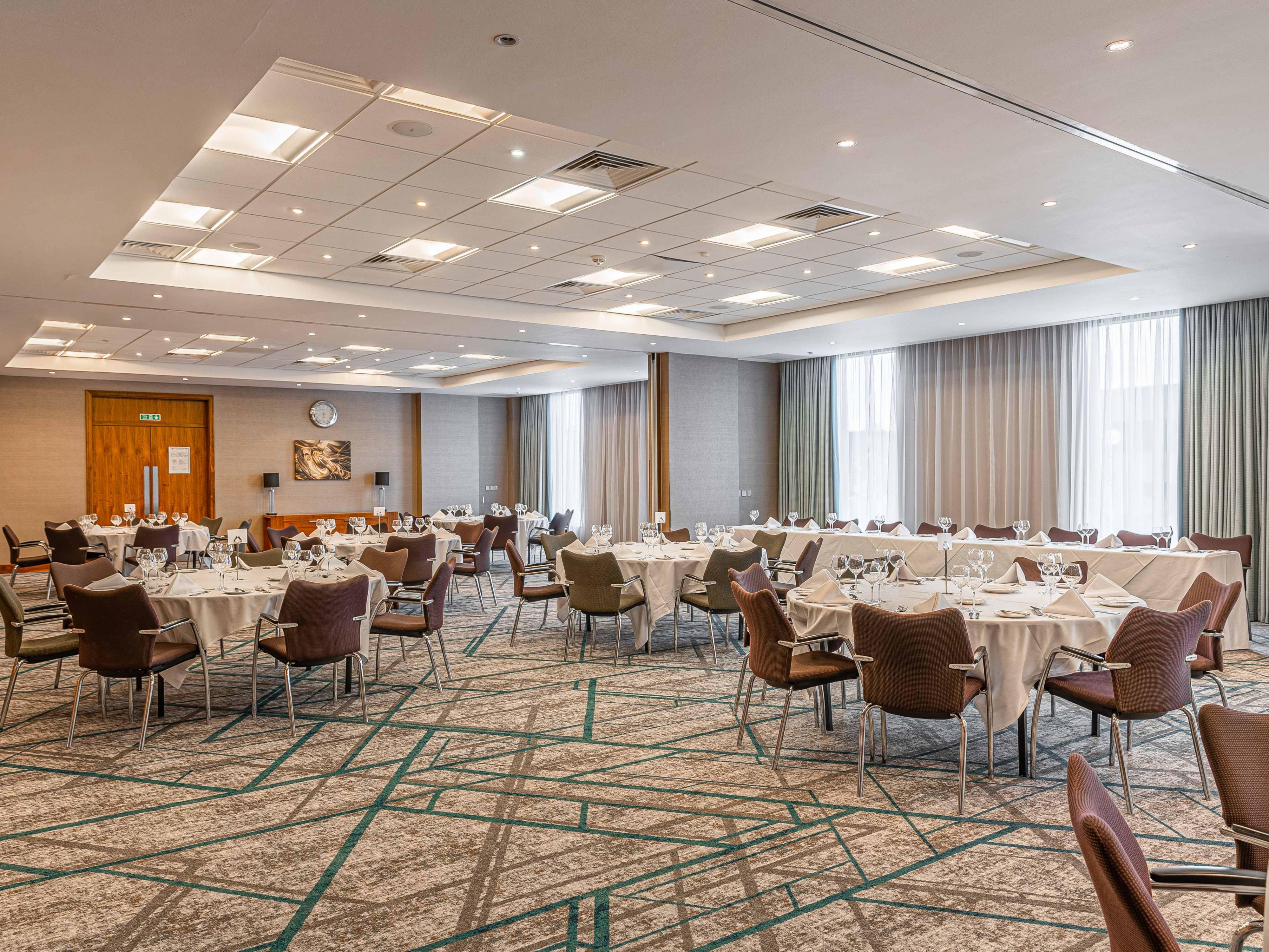 The 4 Silver Star 2 AA Rosette Crowne Plaza Reading East near Wokingham, Bracknell and Reading, Berkshire is the perfect spot to host your wedding and reception. We are licensed for Civil Wedding Ceremonies in the Buckingham Suite (240 guests) and the Frogmore Suite (110 guests) - allowing you to house all your celebrations in a single location.