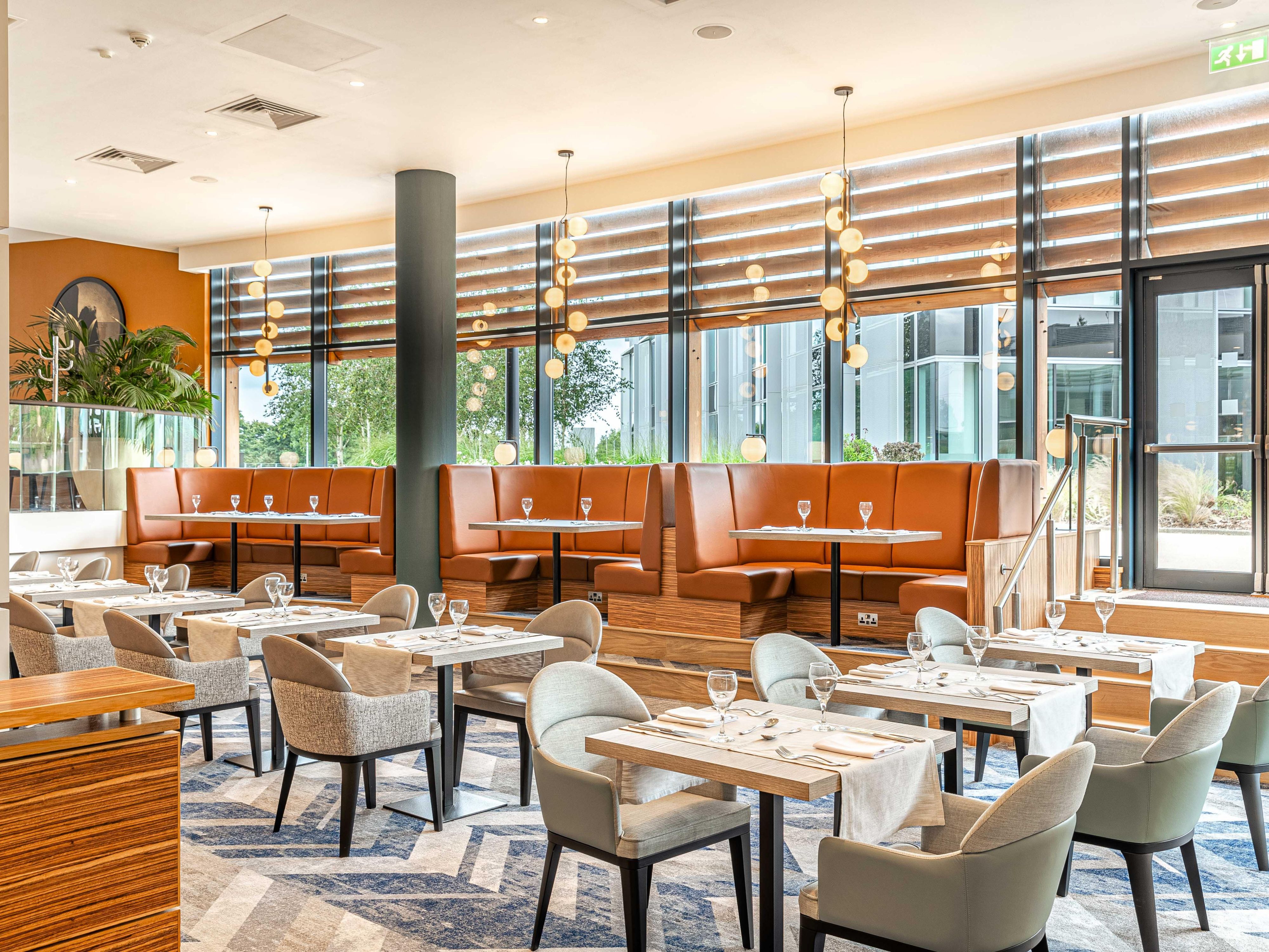 Restaurants Near Reading - Crowne Plaza