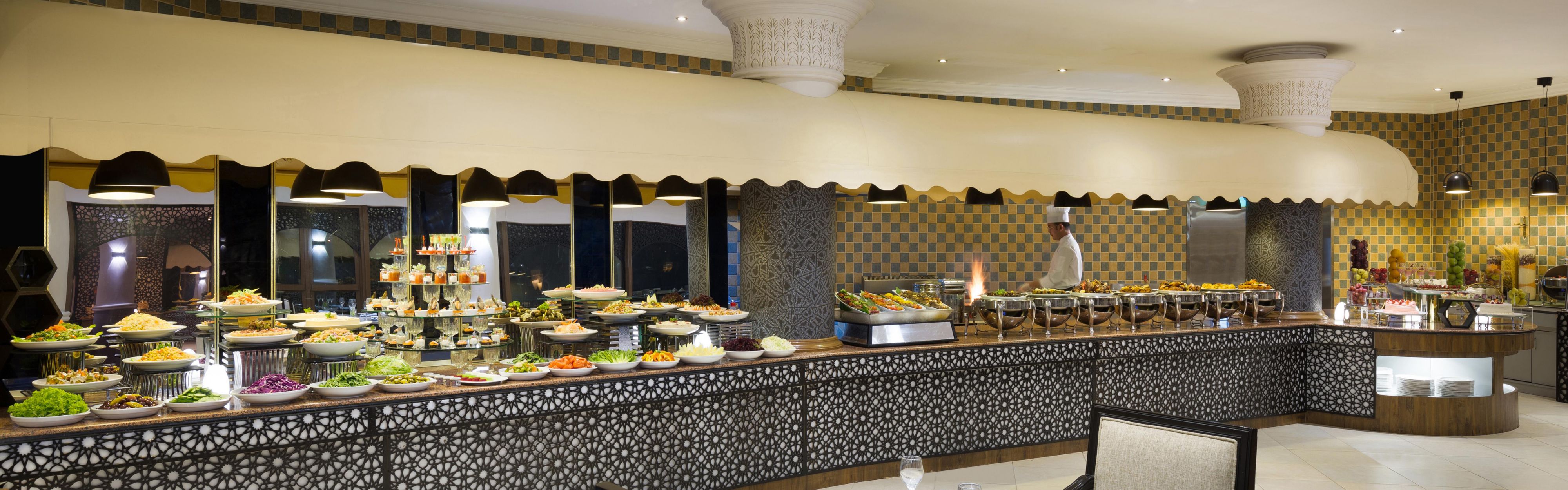 Restaurants Near Riyadh - Crowne Plaza