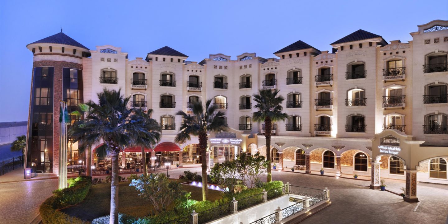 Crowne Plaza كراون بلازا الرياض الواحة Riyadh, Saudi Arabia