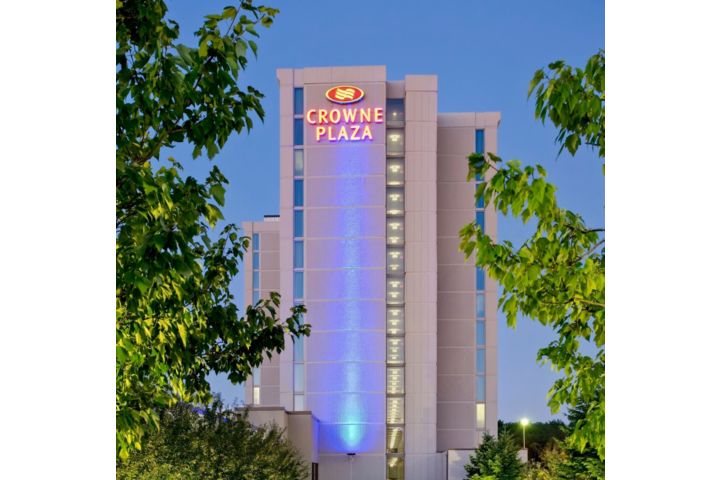 Crowne Plaza Chicago Ohare Hotel & Conf Ctr