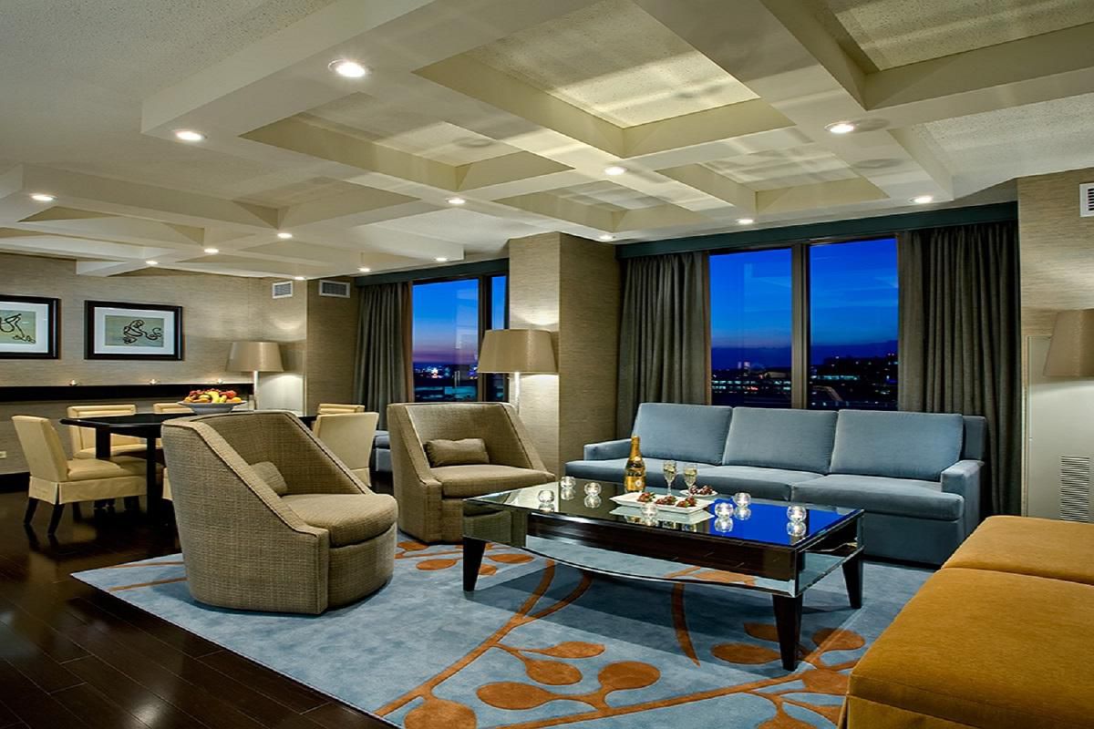 Dining in is no problem in our Presidential Suite.