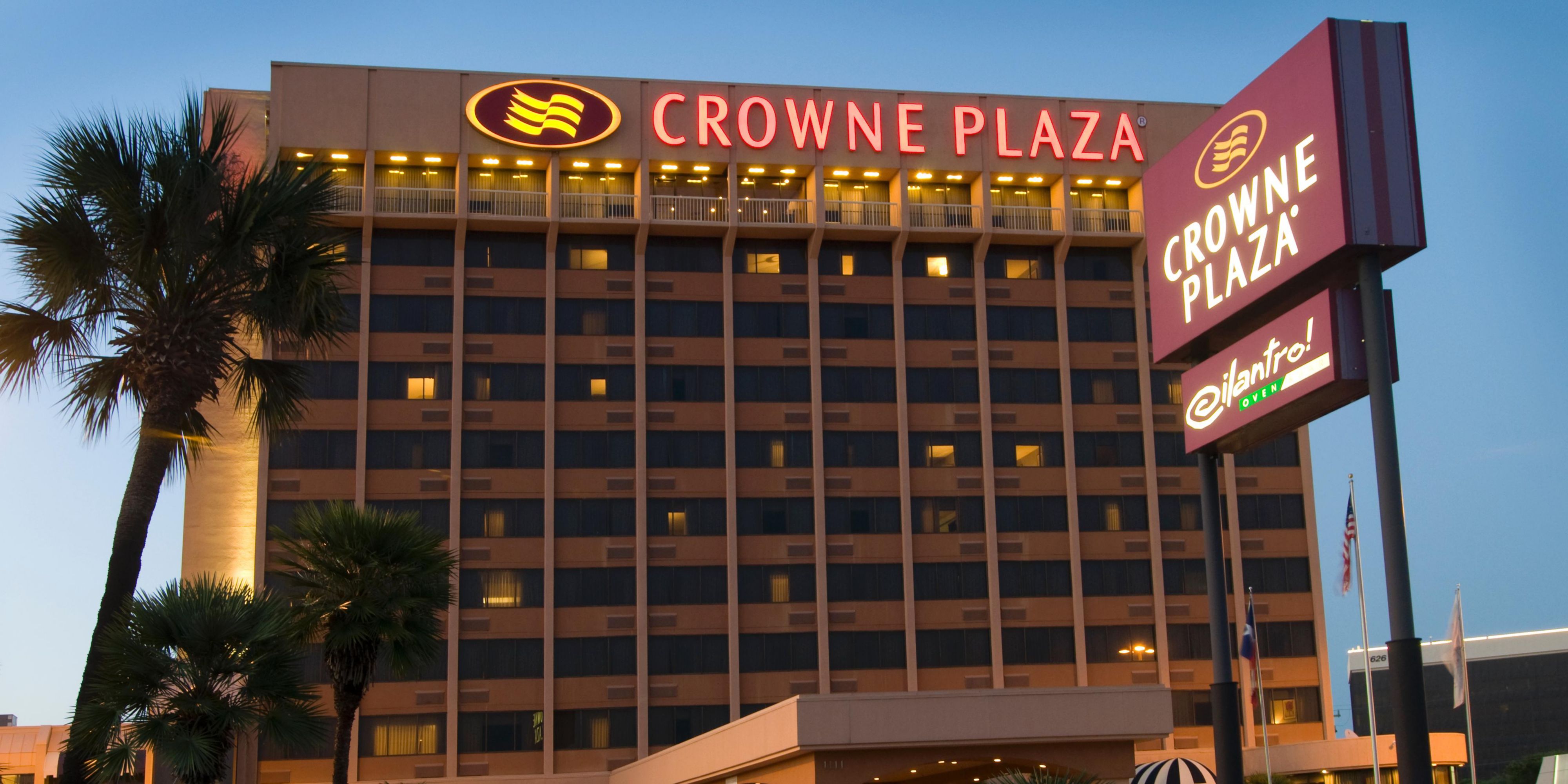 Crowne Plaza Sân bay San Antonio