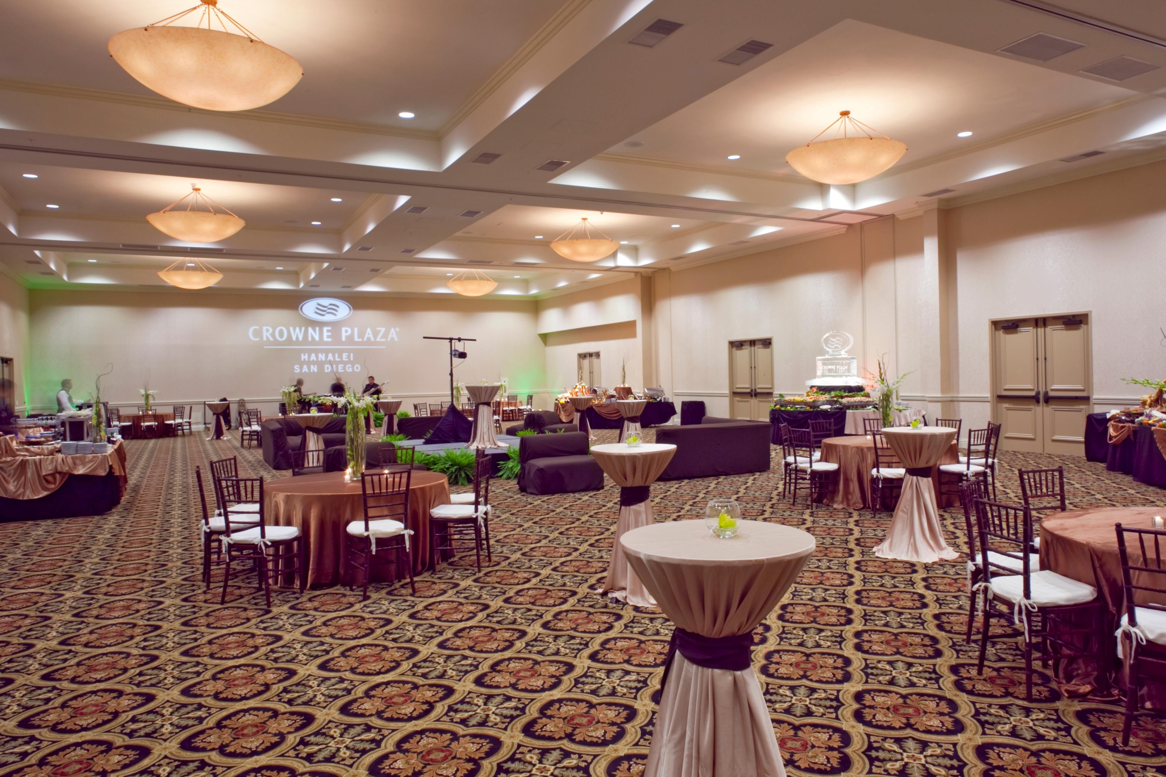 The Grand Hanalei Ballroom. The place for your Holiday Party!