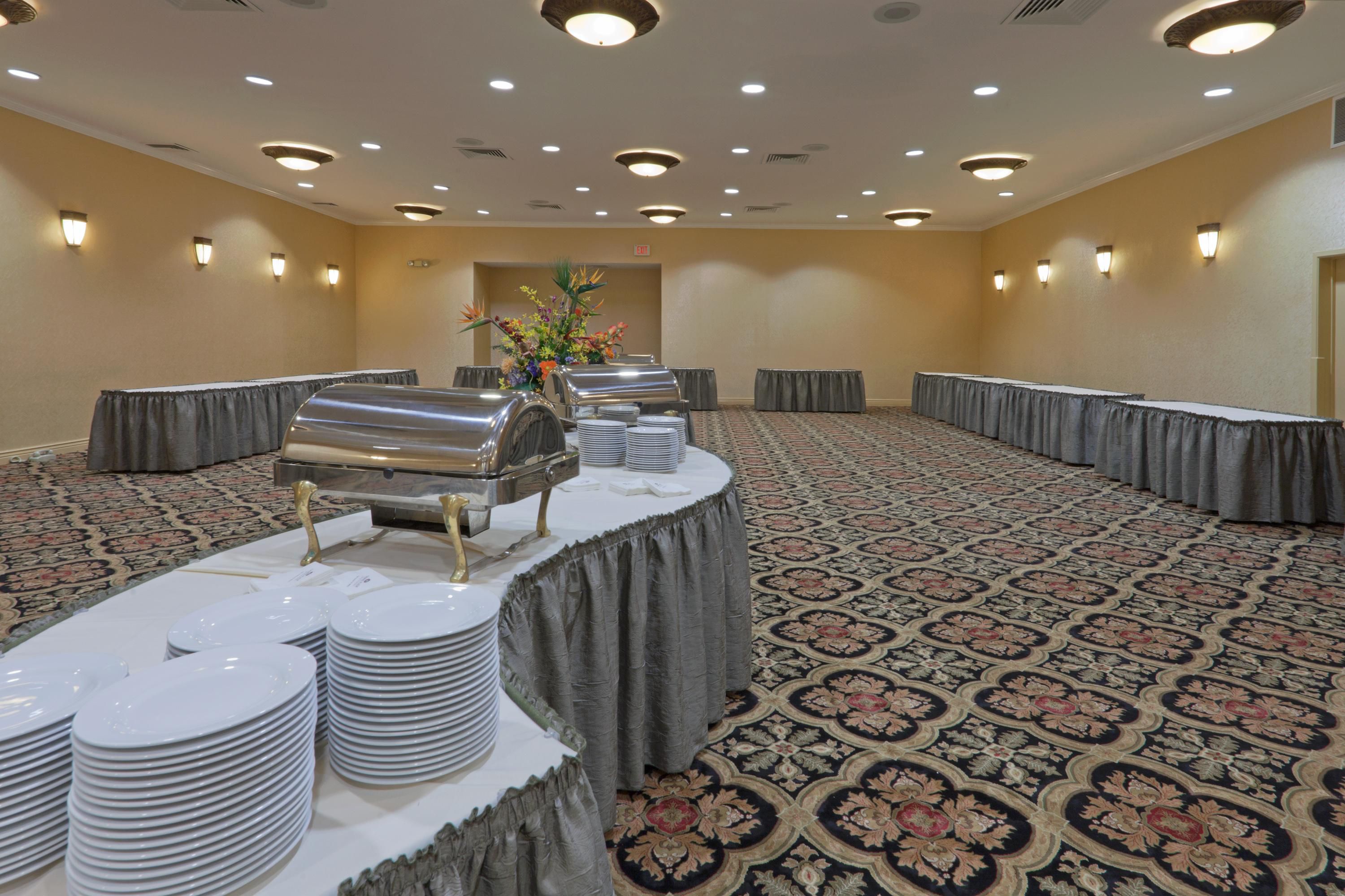 Our Lahaina Bay room is perfect for social events