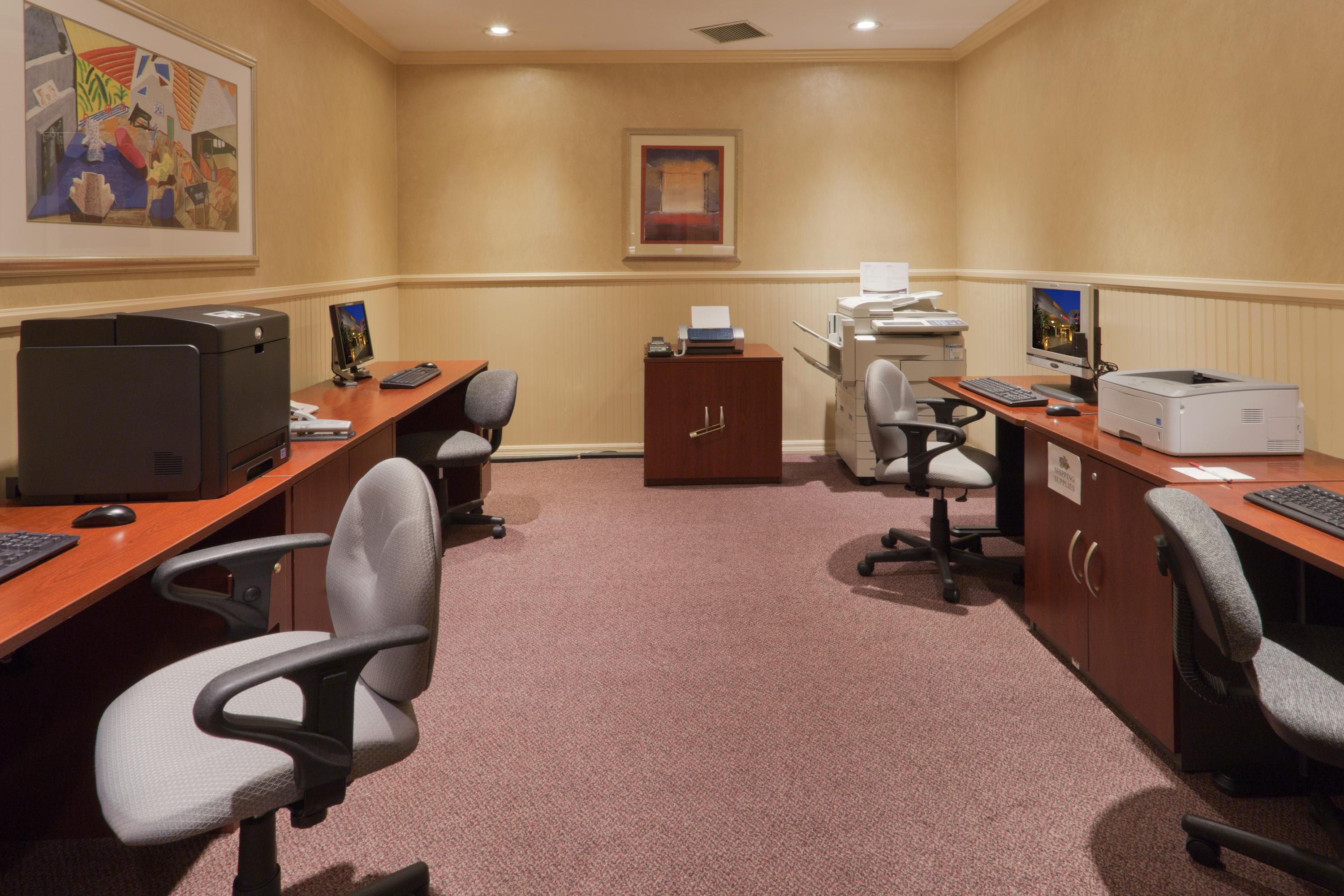 Our 24 hour business center keeps you functioning on the road