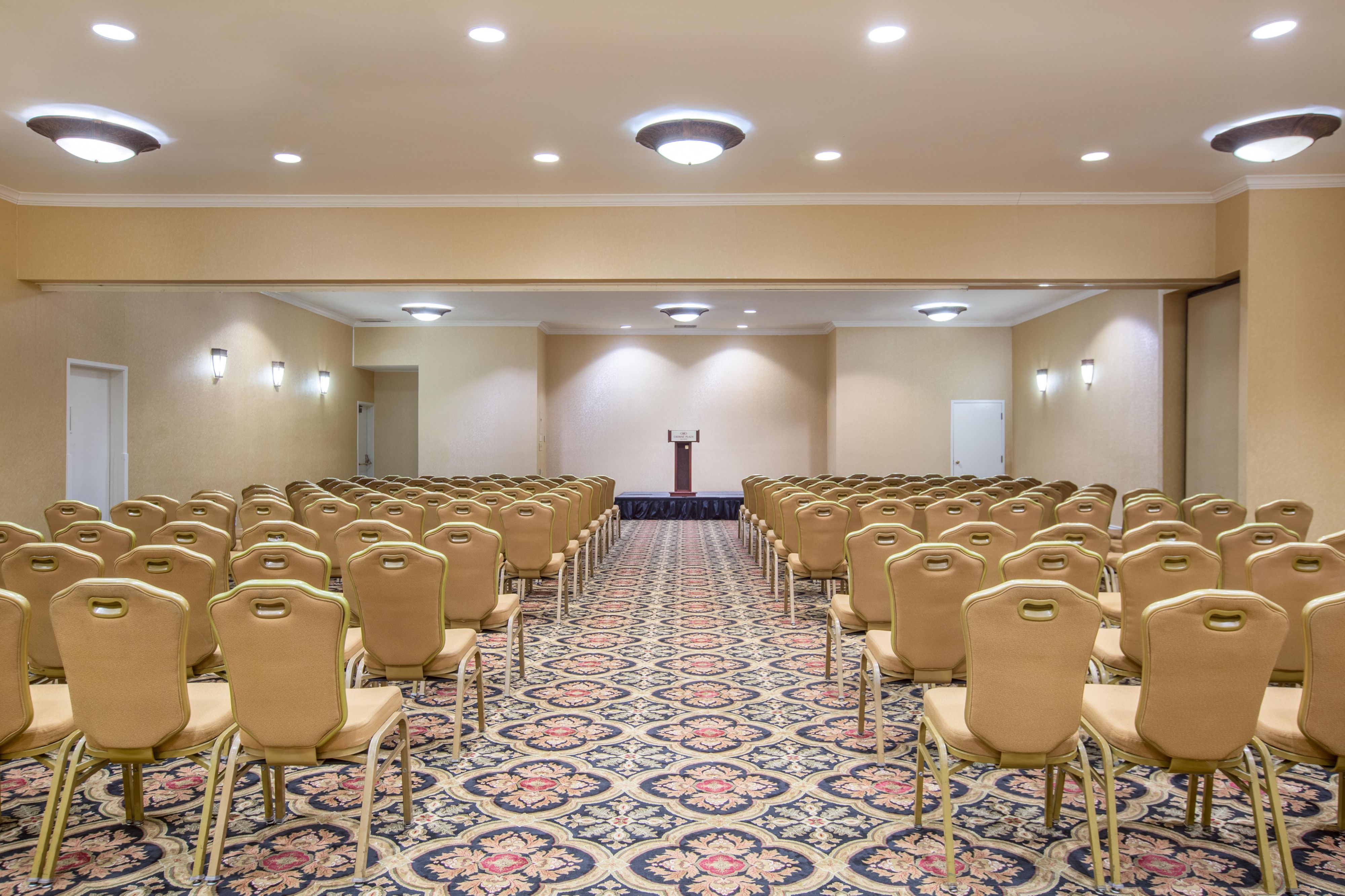 Lahainia/Bay meeting room