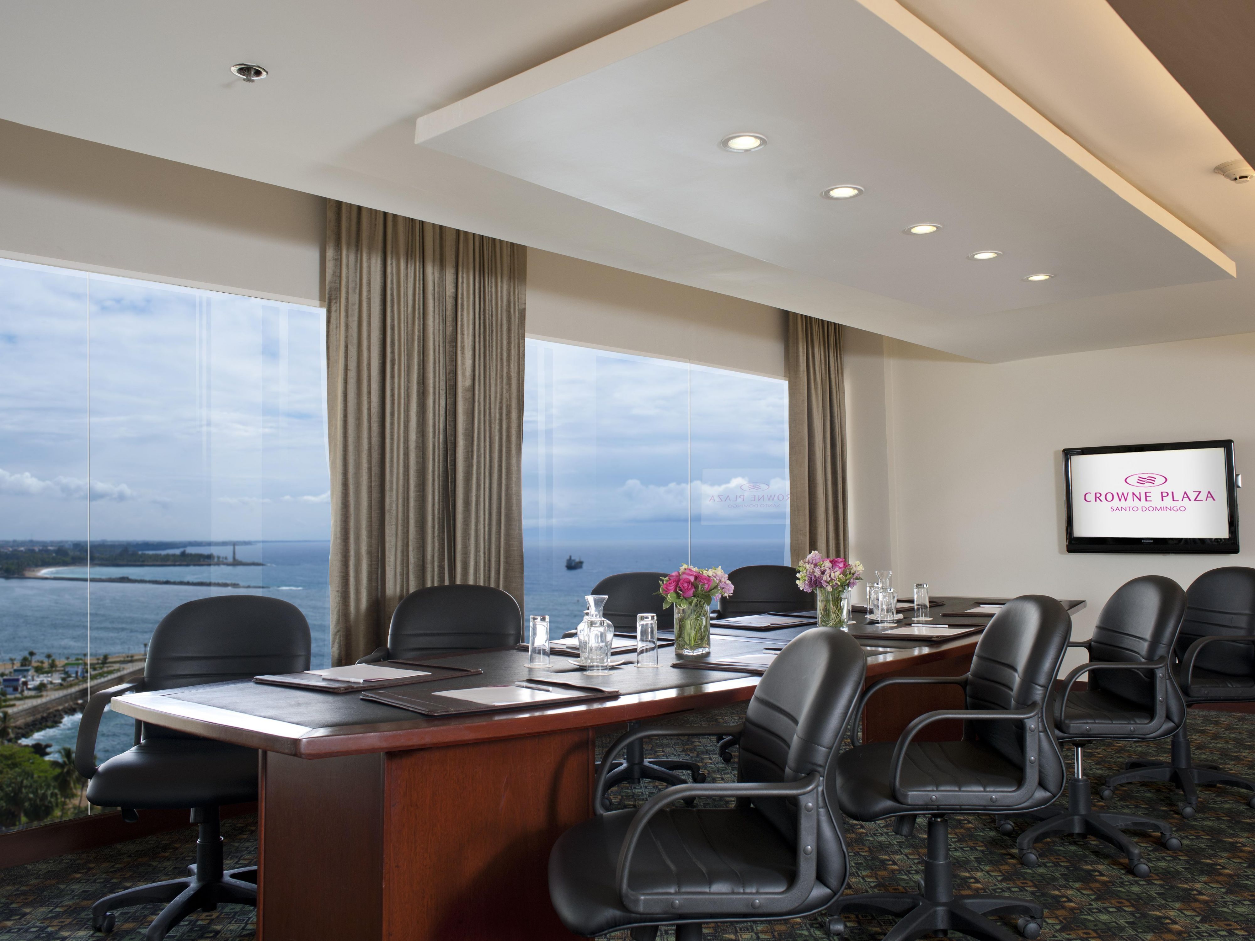 With 15 versatile meeting venues for up to 1,200 guests, our Santo Domingo hotel is the ideal destination for your conference, seminar, and celebration. Plan your events in 33,000 square feet of elegant and flexible meeting space with gorgeous sea views and catering services in a captivating destination.
