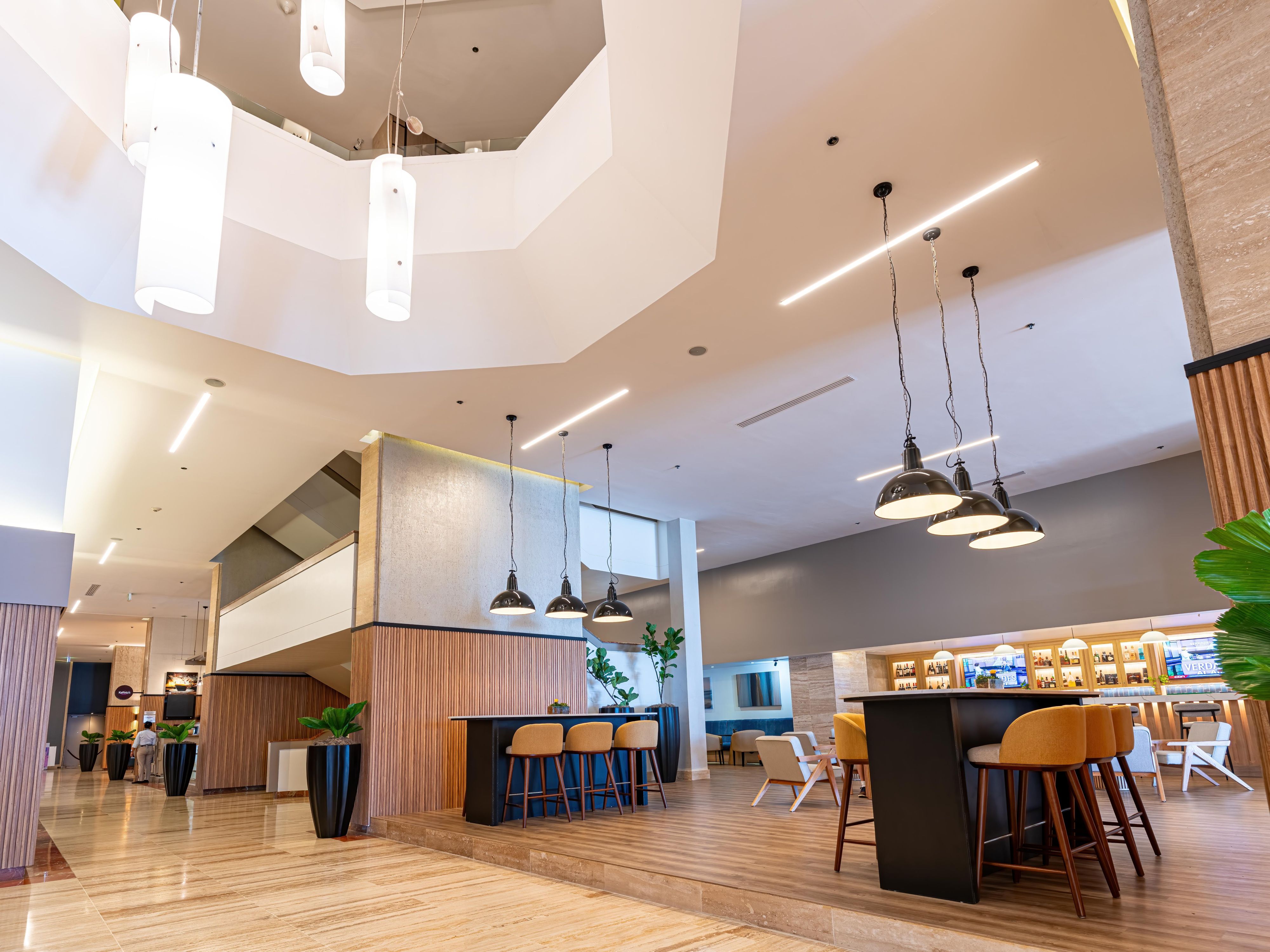 Step into a unique experience and discover Crowne Plaza Santo Domingo. Explore our facilities, rooms, and services through our virtual tour. Click the link and experience it!