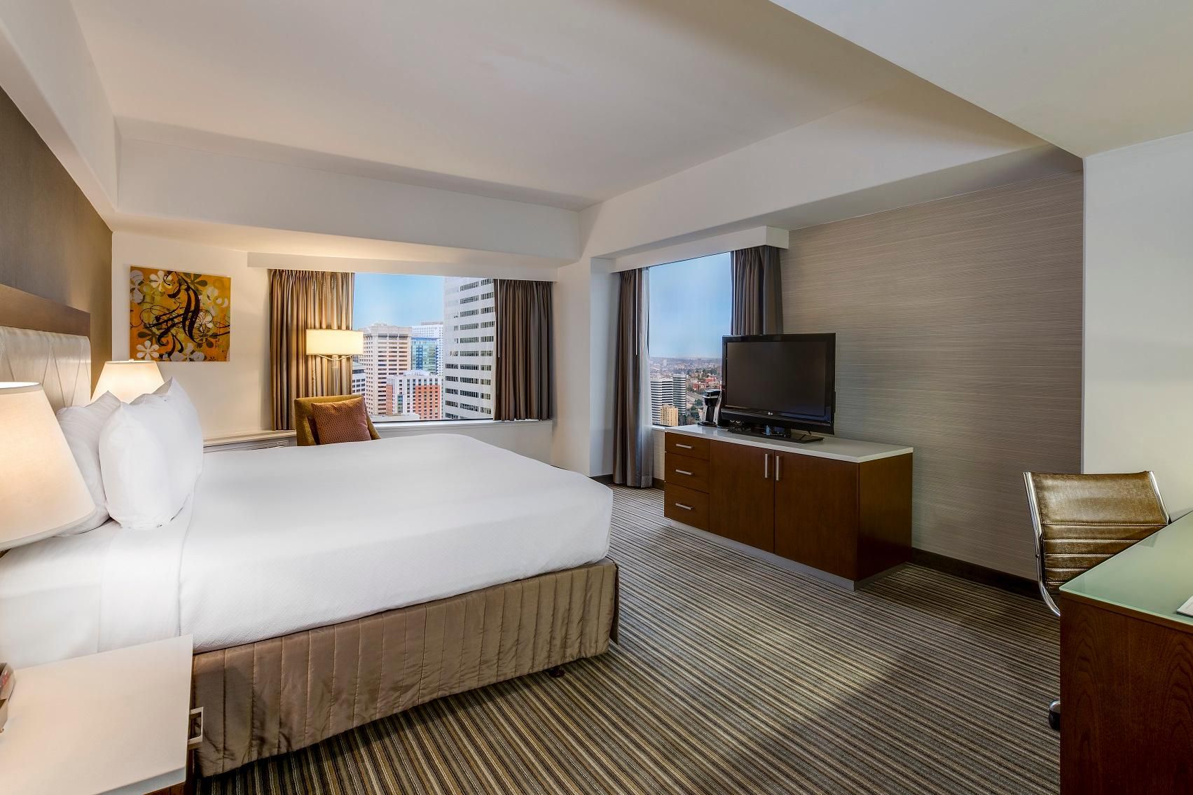 crowne-plaza-seattle-